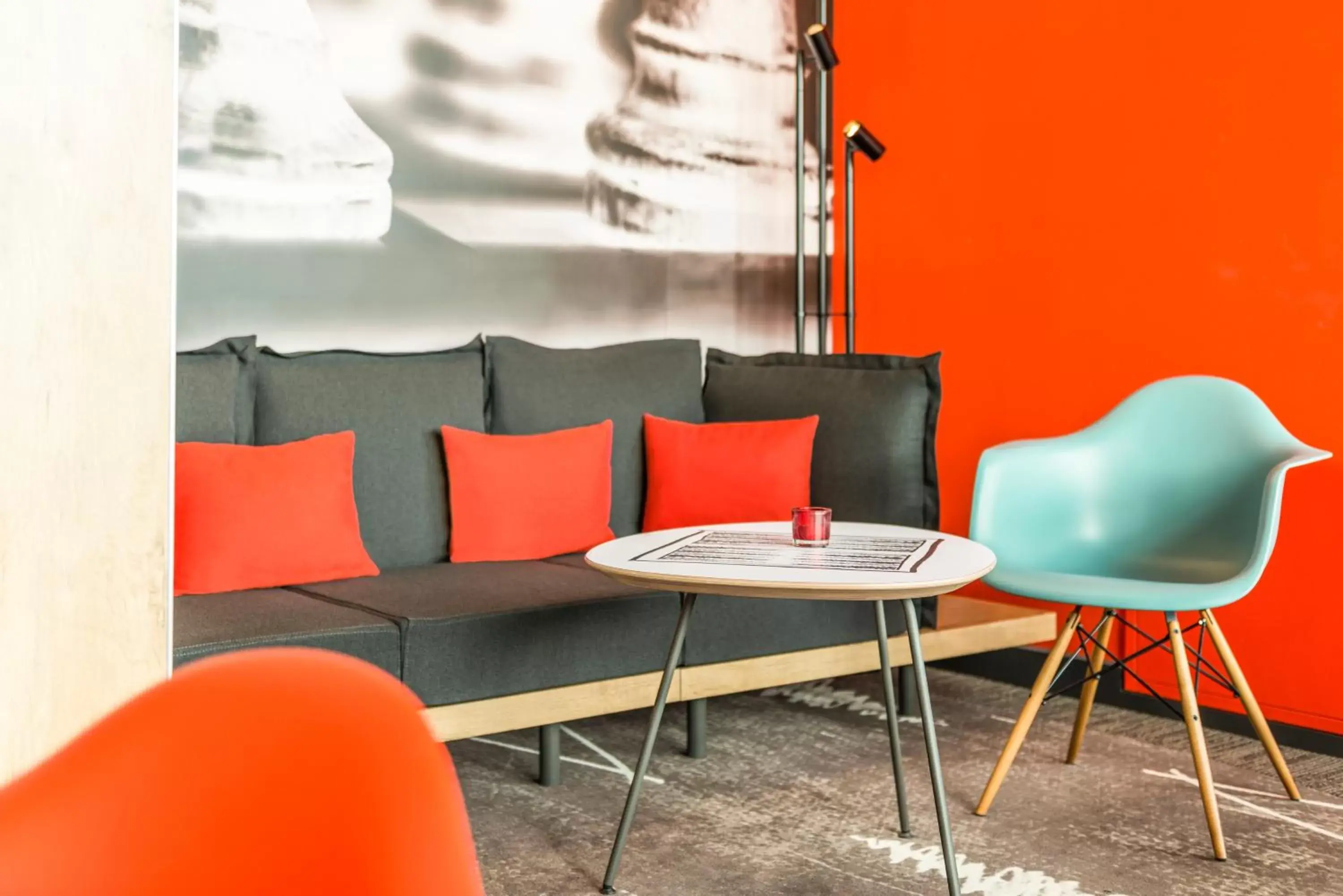 Lobby or reception, Seating Area in ibis Hotel München Garching