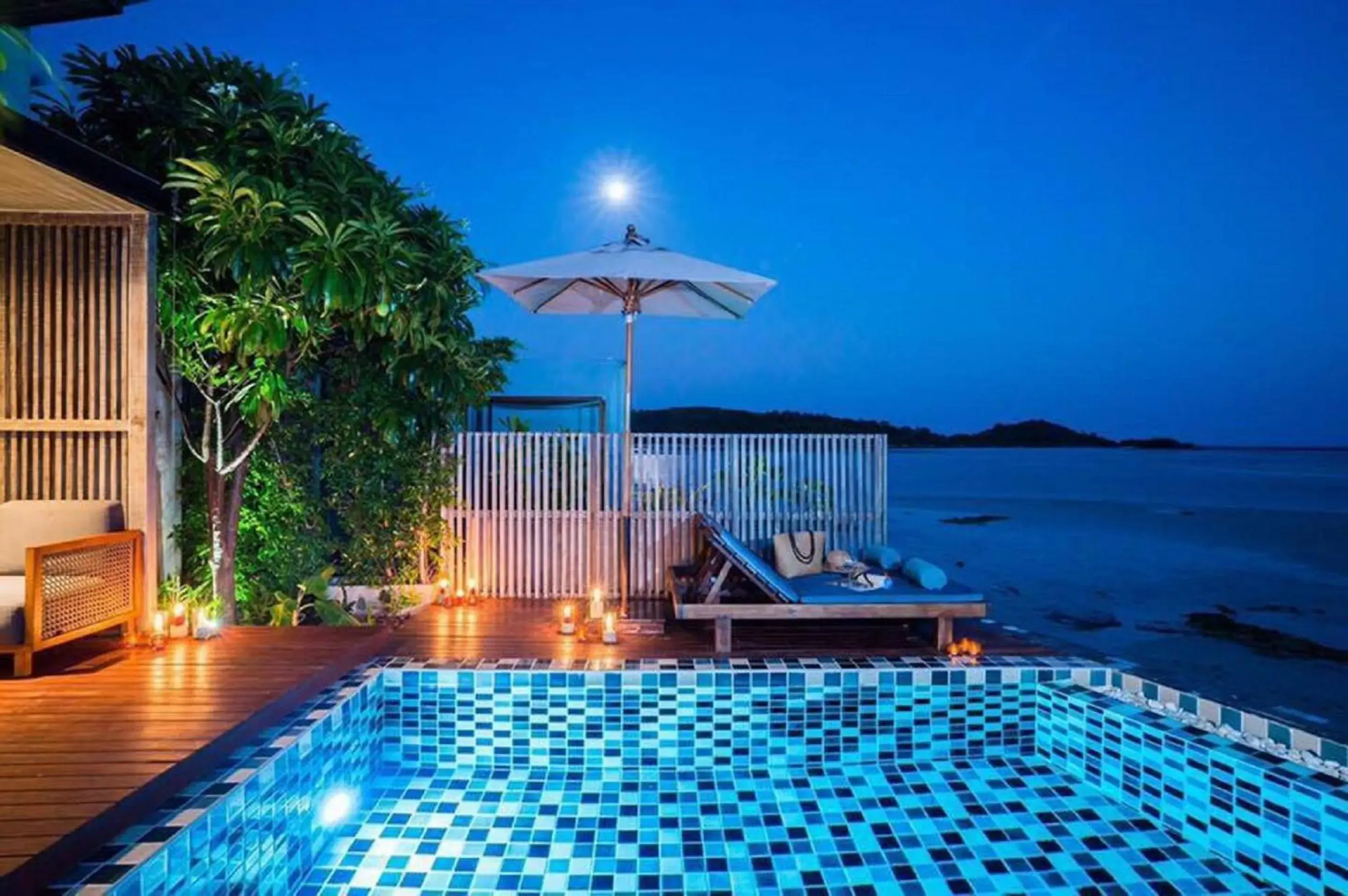 Pool view in Casa De Mar - Koh Samui Pool view in Casa De Mar - Koh Samui