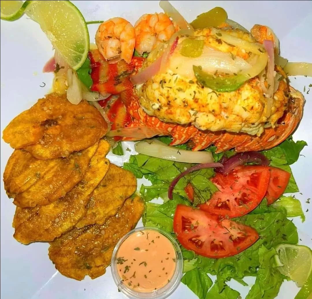 Restaurant/places to eat in Aguada of the Seas