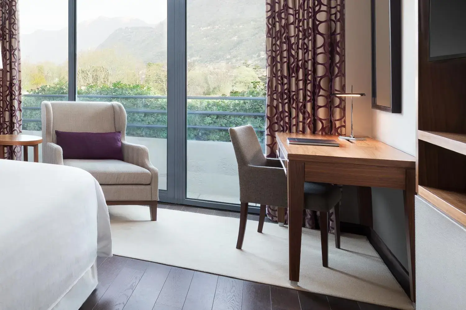 Bedroom, Seating Area in Sheraton Lake Como Hotel