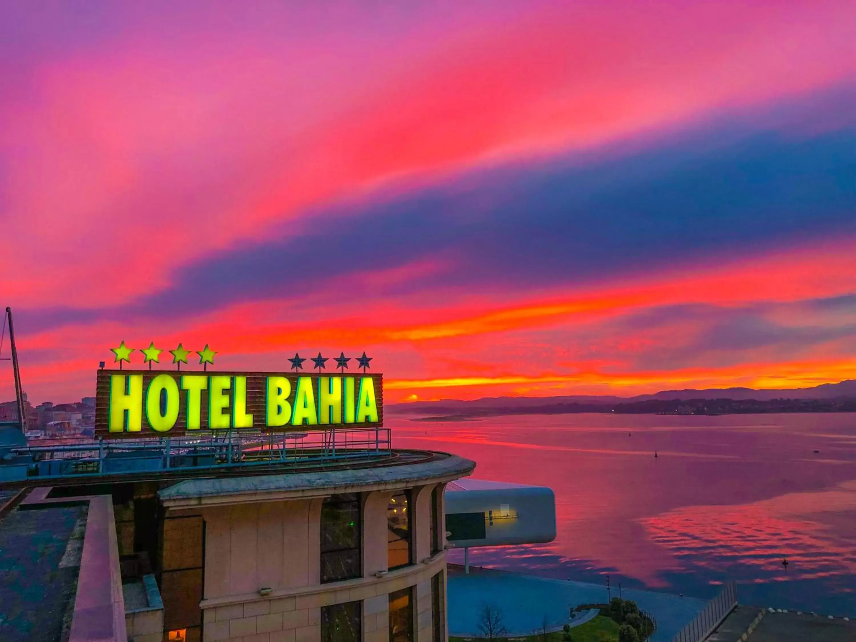 Sunrise/Sunset in Hotel Bahía