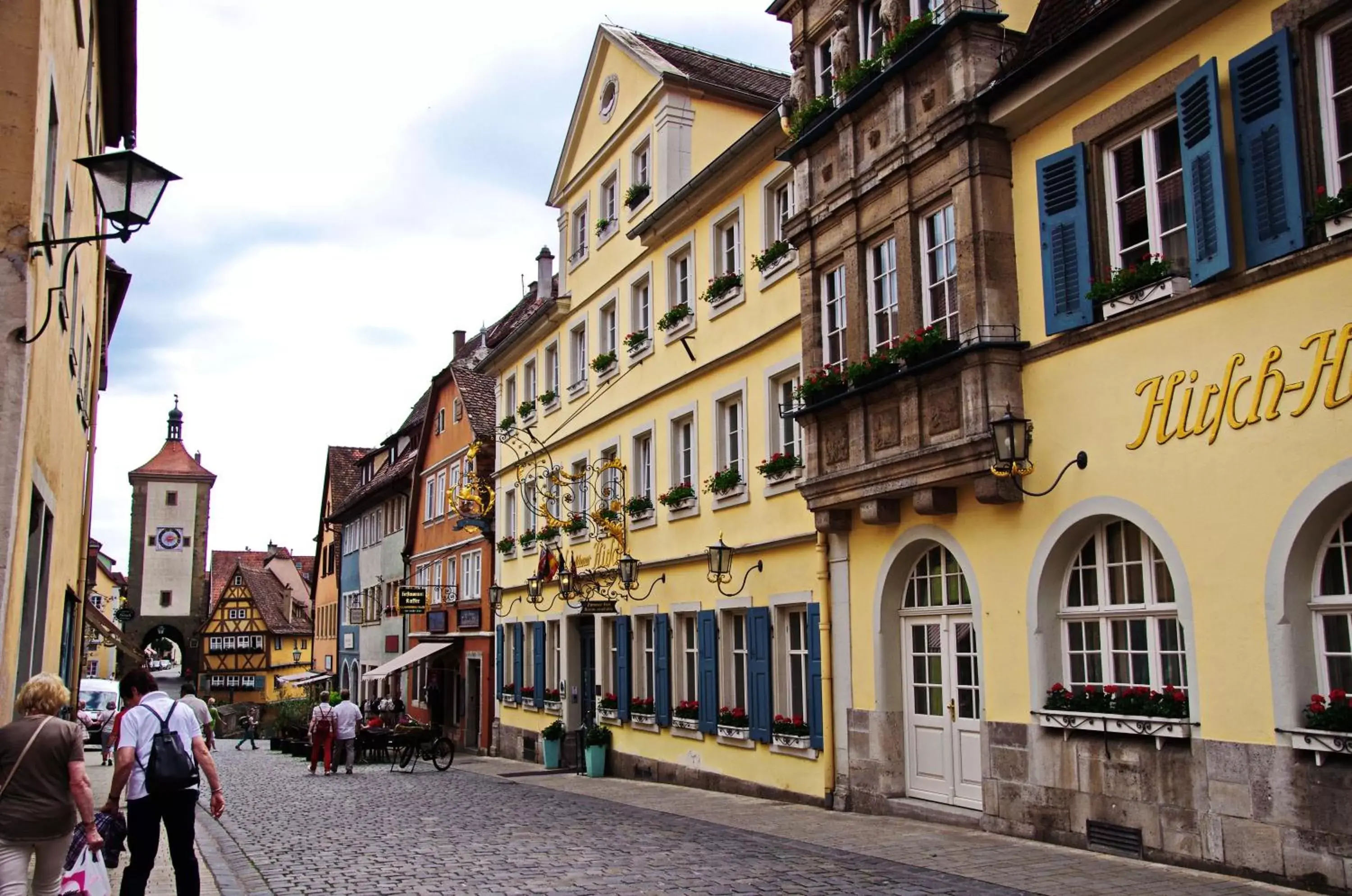 Facade/entrance in Historik Hotel Goldener Hirsch Rothenburg