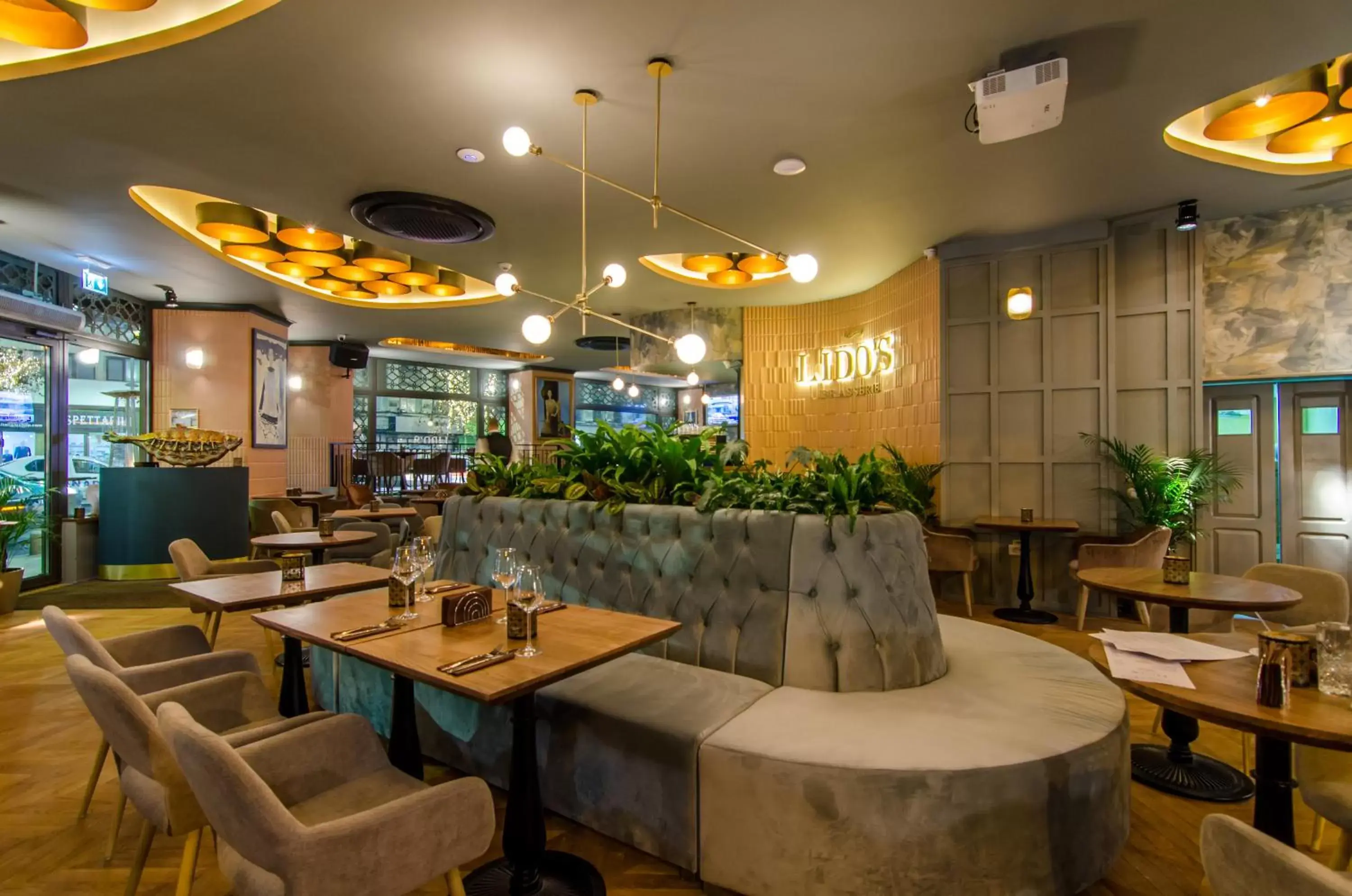 Restaurant/places to eat in Hotel Lido by Phoenicia Restaurant/places to eat in Hotel Lido by Phoenicia