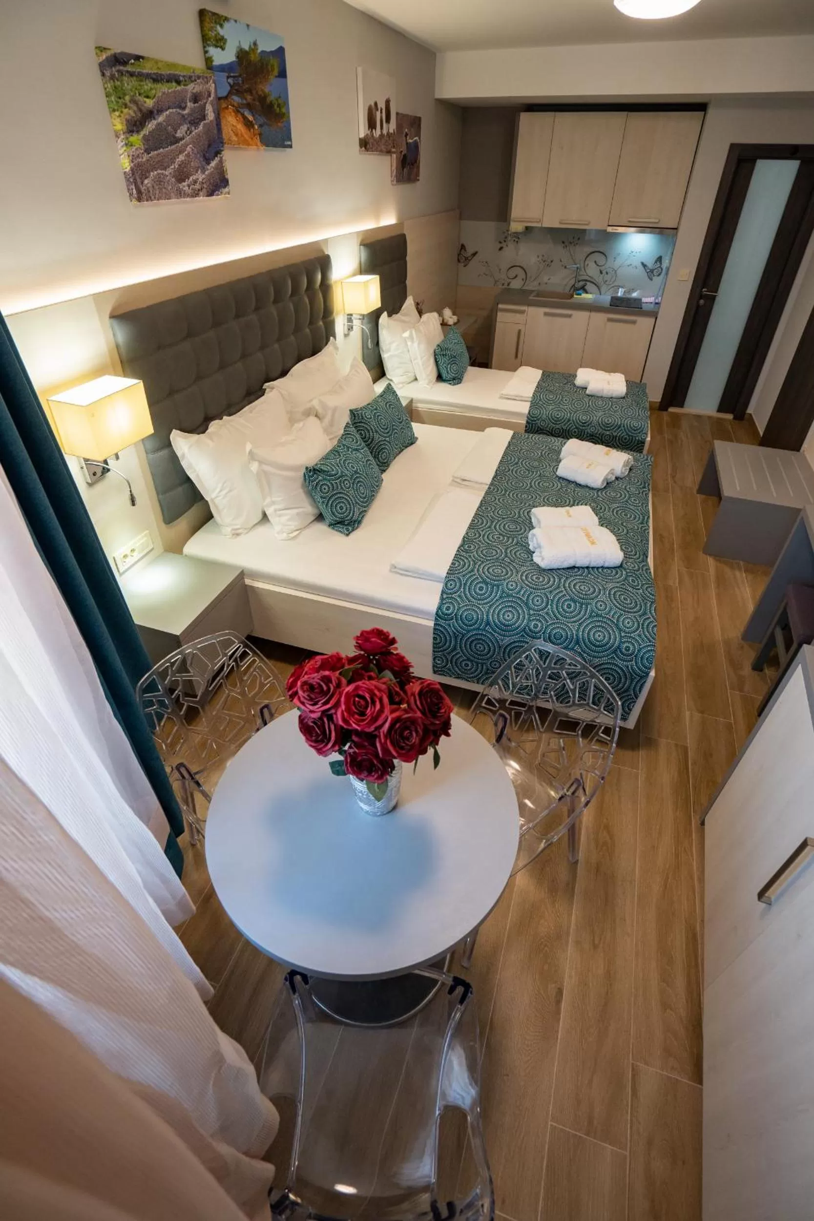 Photo of the whole room, Bed in Bed&Breakfast Novalis