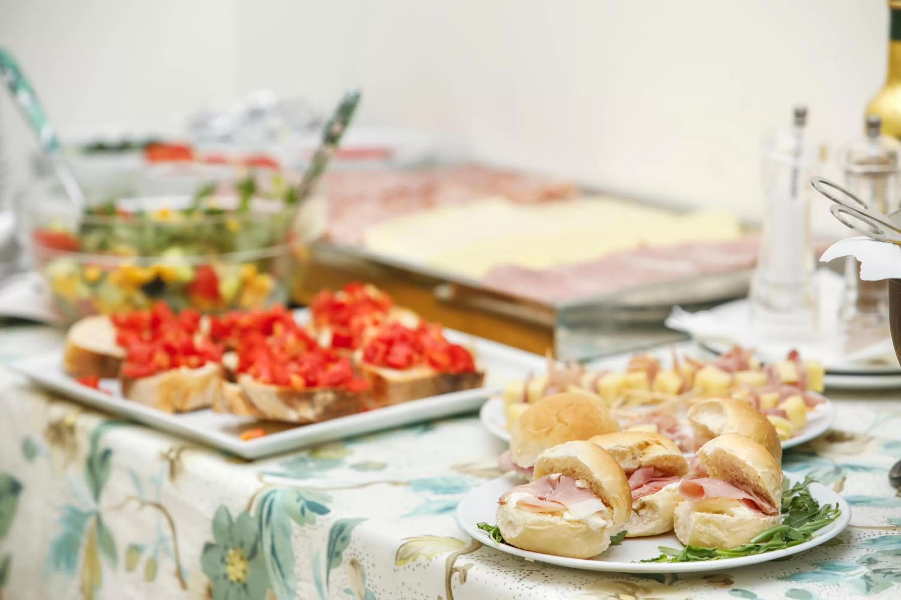 Breakfast in Vomero High Hotel