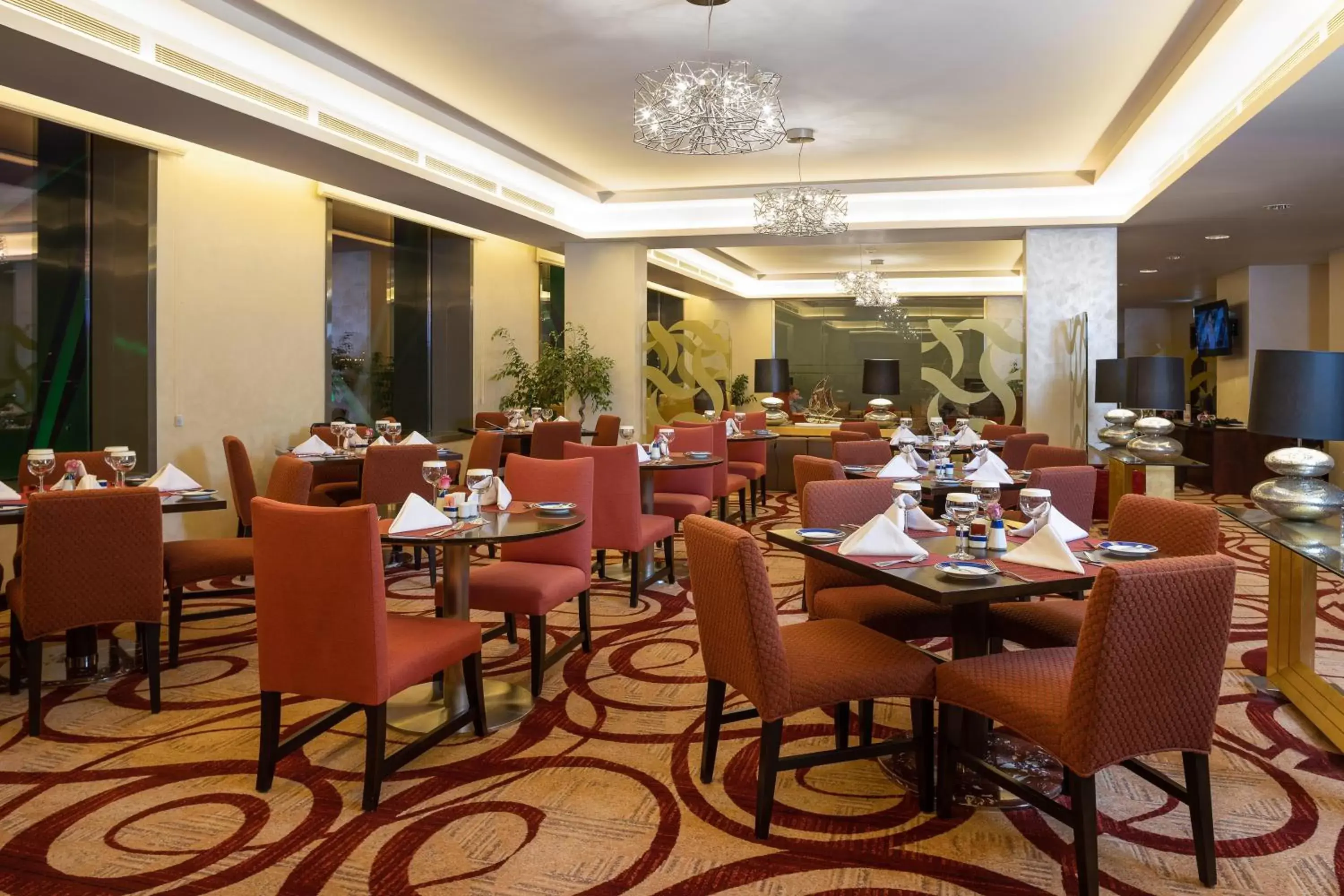 Photo of the whole room, Restaurant/Places to Eat in Crowne Plaza Riyadh - RDC Hotel & Convention, an IHG Hotel
