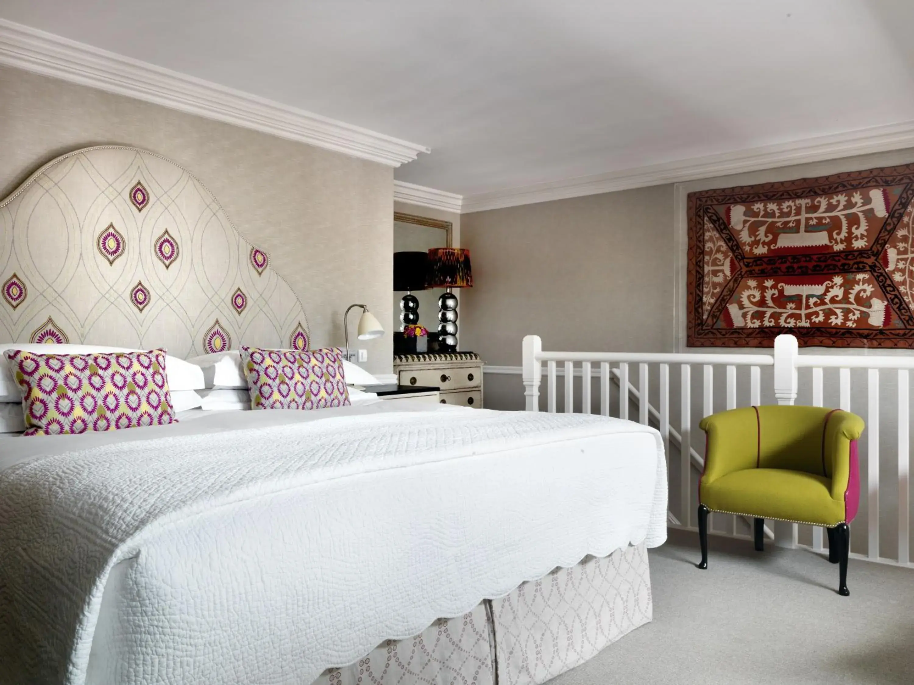Bedroom, Bed in Covent Garden Hotel, Firmdale Hotels