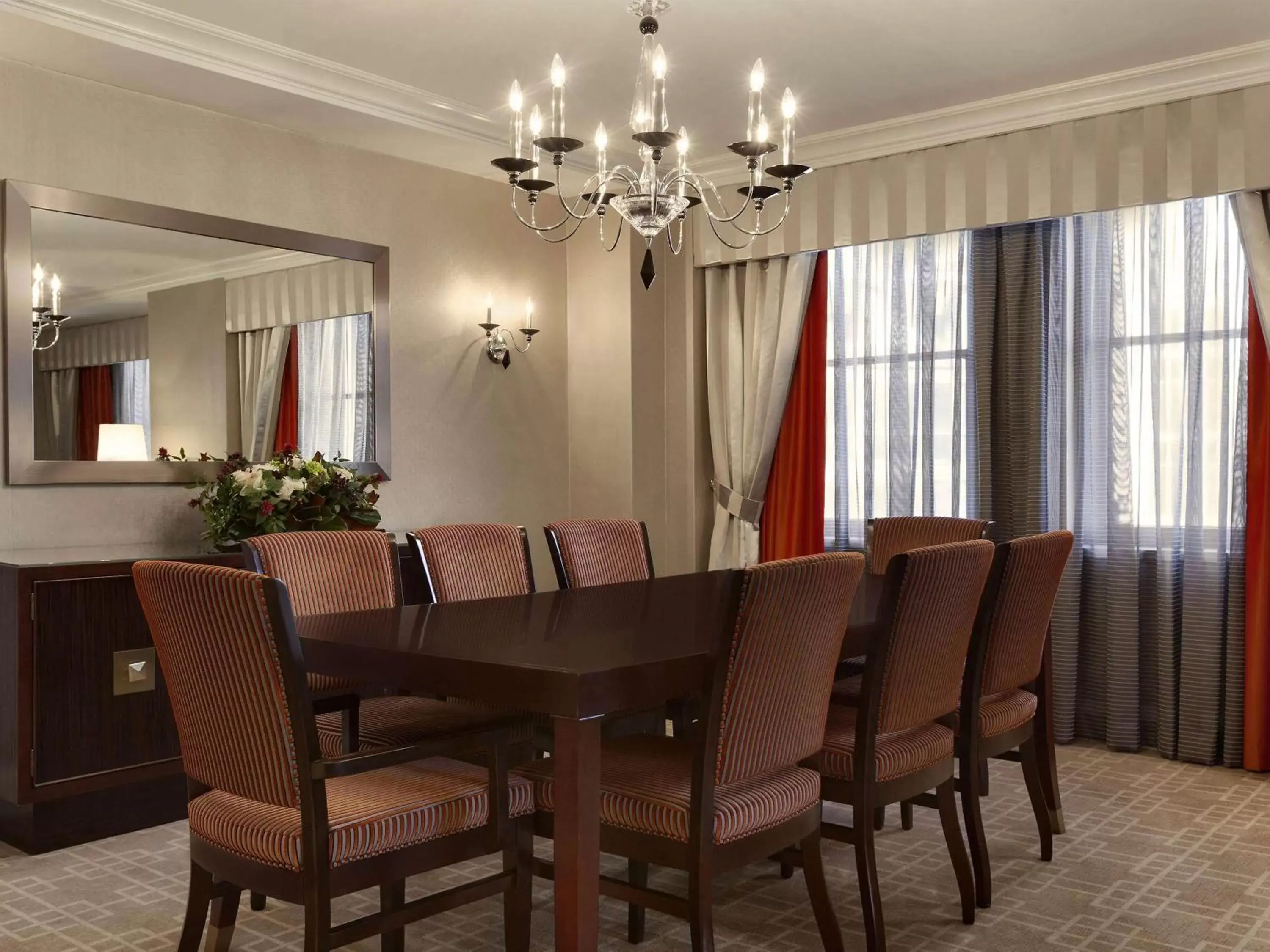 Bedroom, Dining Area in Fairmont Royal York Hotel