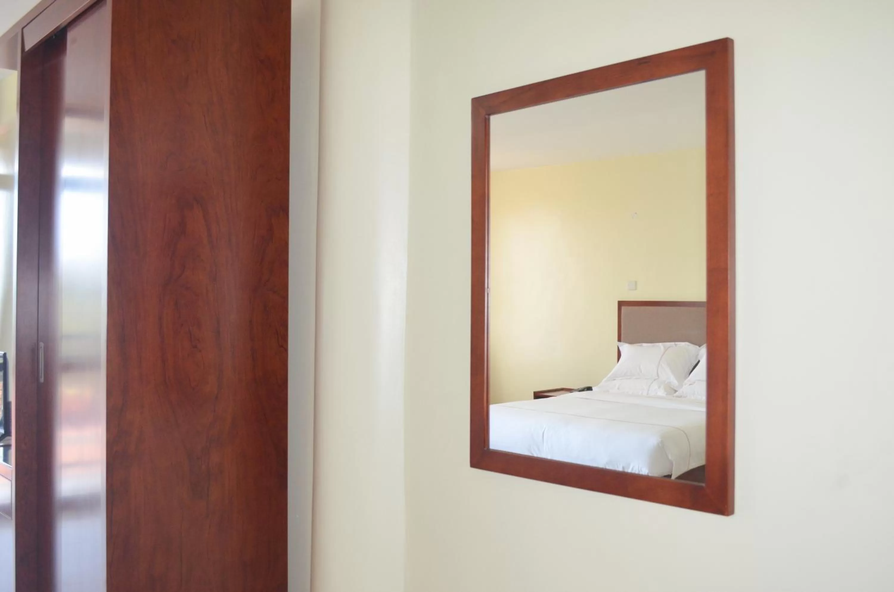 Bedroom in Igar Plaza Hotel