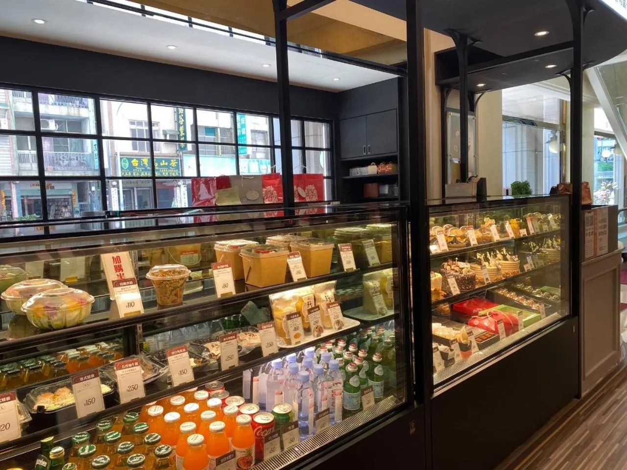 Food and drinks in Han Hsien International Hotel