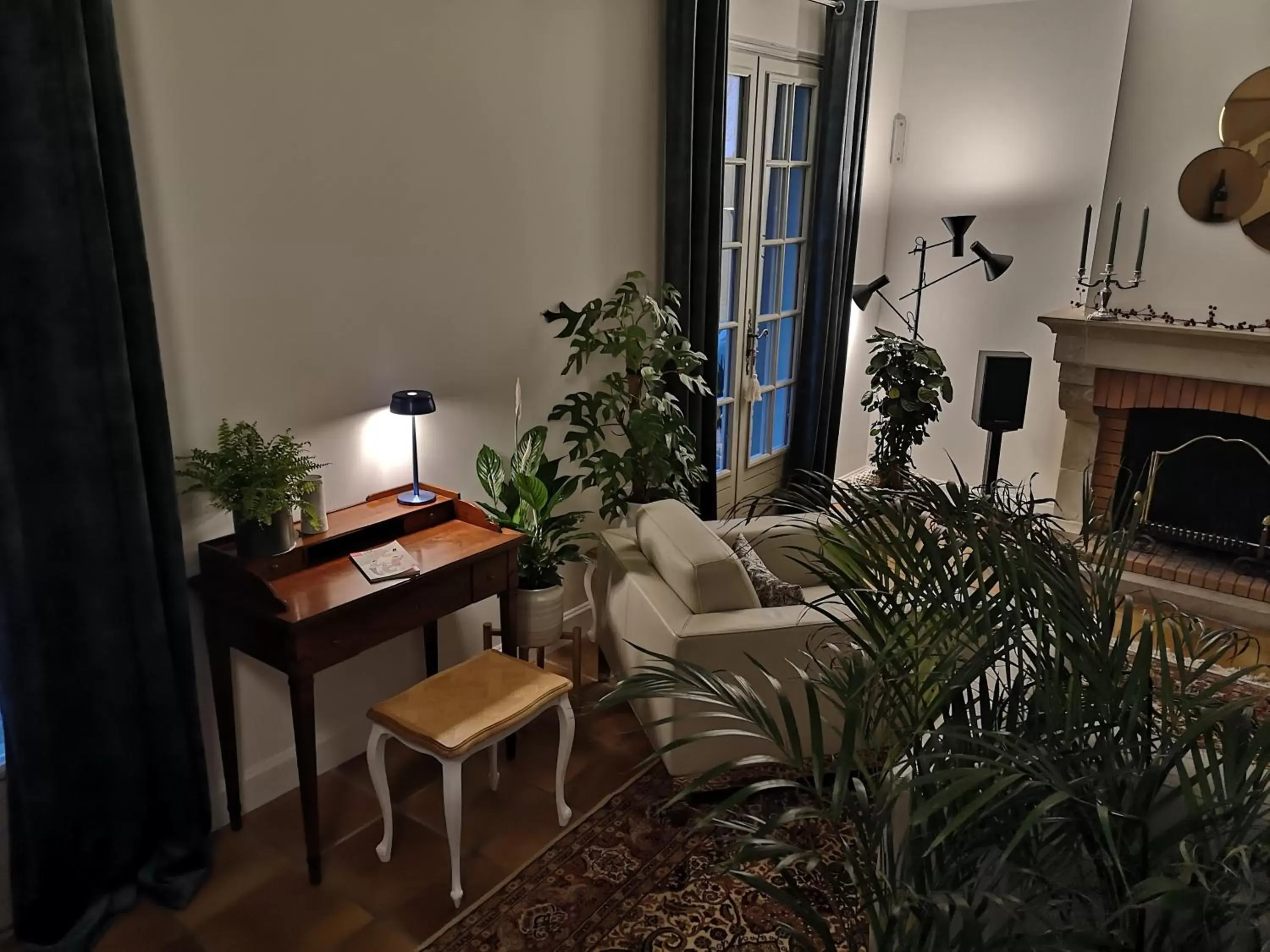 Living room in Maison et Florescence