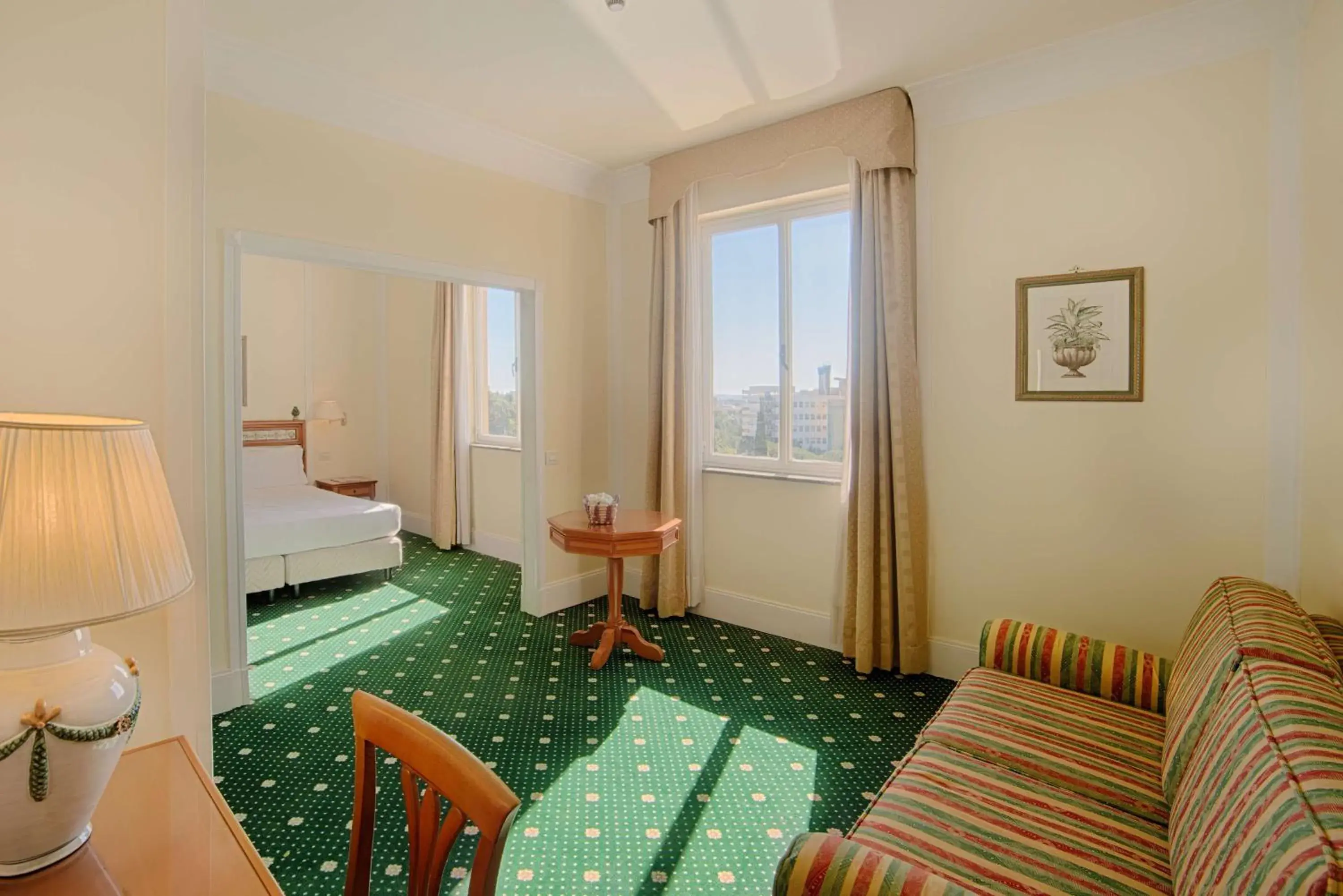 Photo of the whole room, Seating Area in NH Caltagirone Villa San Mauro