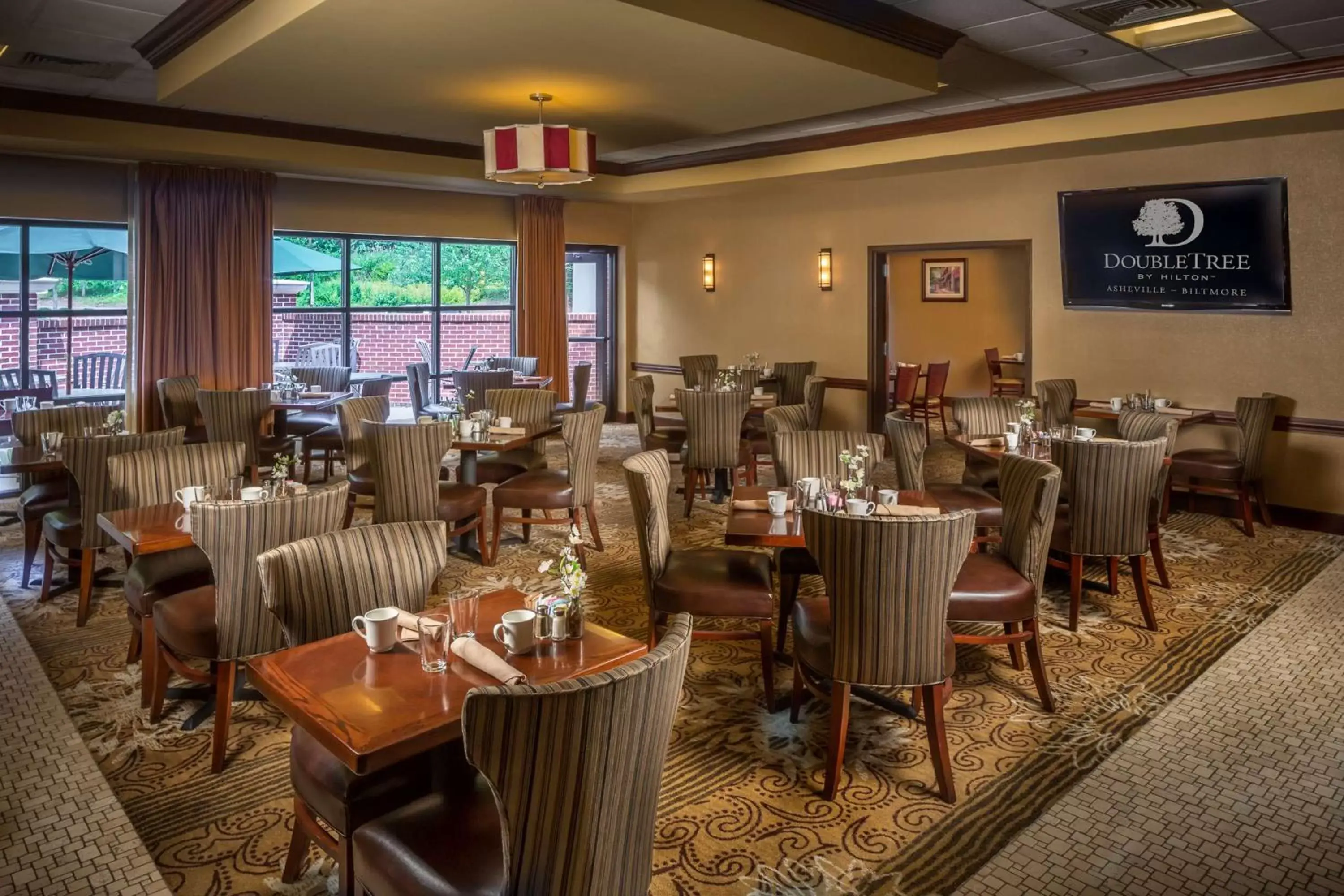 Restaurant/Places to Eat in DoubleTree by Hilton Biltmore/Asheville