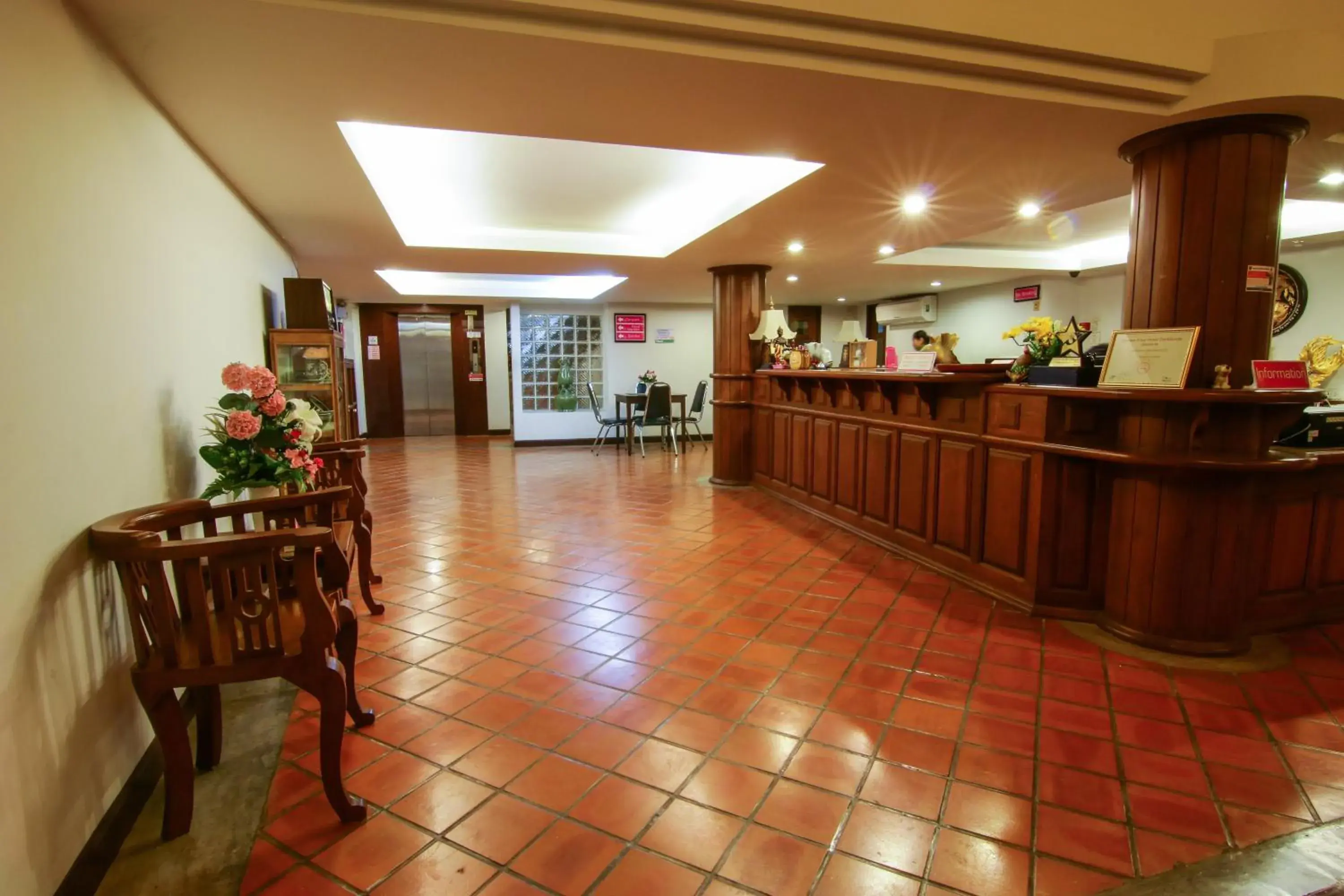 Lobby/Reception in Swankaburi Boutique Hotel