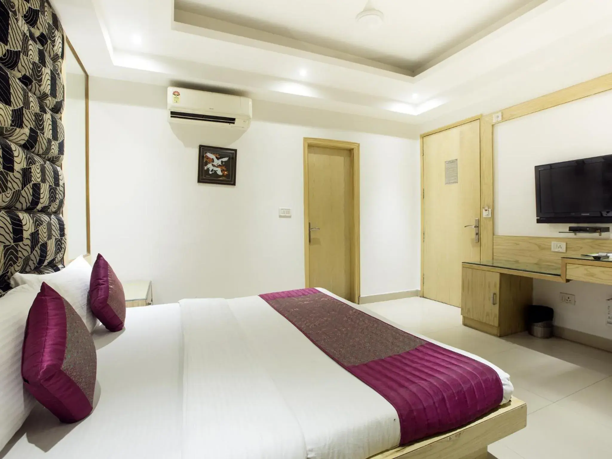 Bathroom, Room Photo in Hotel Krishna Deluxe-By RCG Hotels