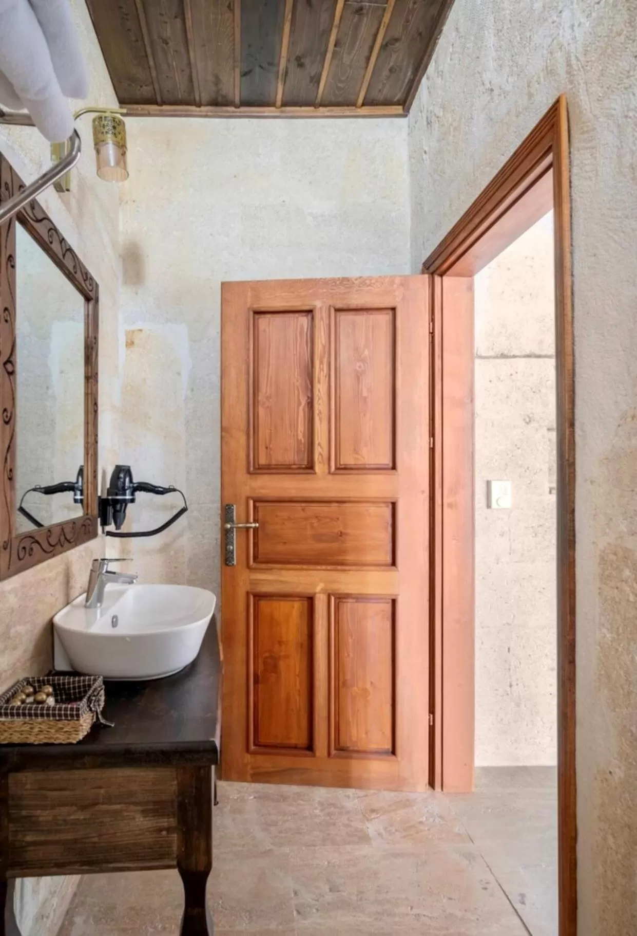 Bathroom in Uzay Cave Suite Hotel