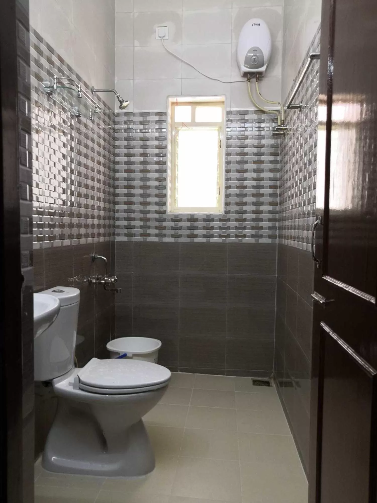 Deluxe Double Room in Hotel O Kiruba Castle