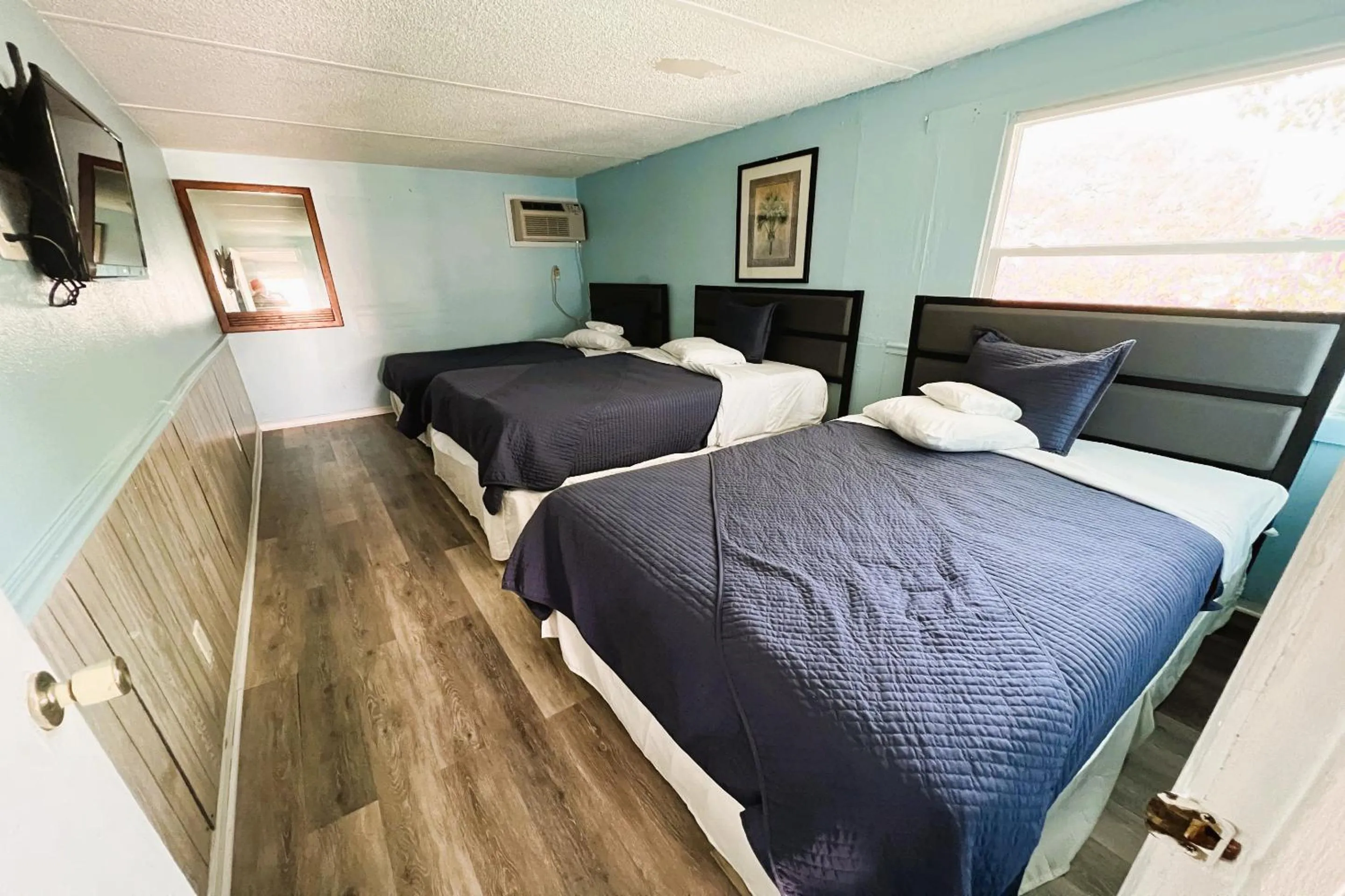 Superior Double Room with Two Double Beds in Crepe Myrtle by OYO