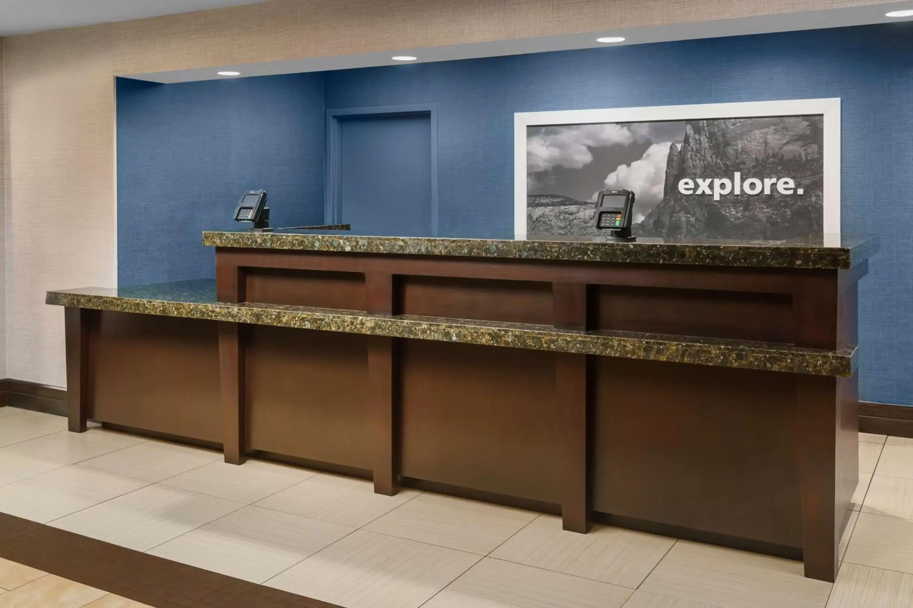 Lobby or reception, Lobby/Reception in Hampton Inn & Suites Thousand Oaks