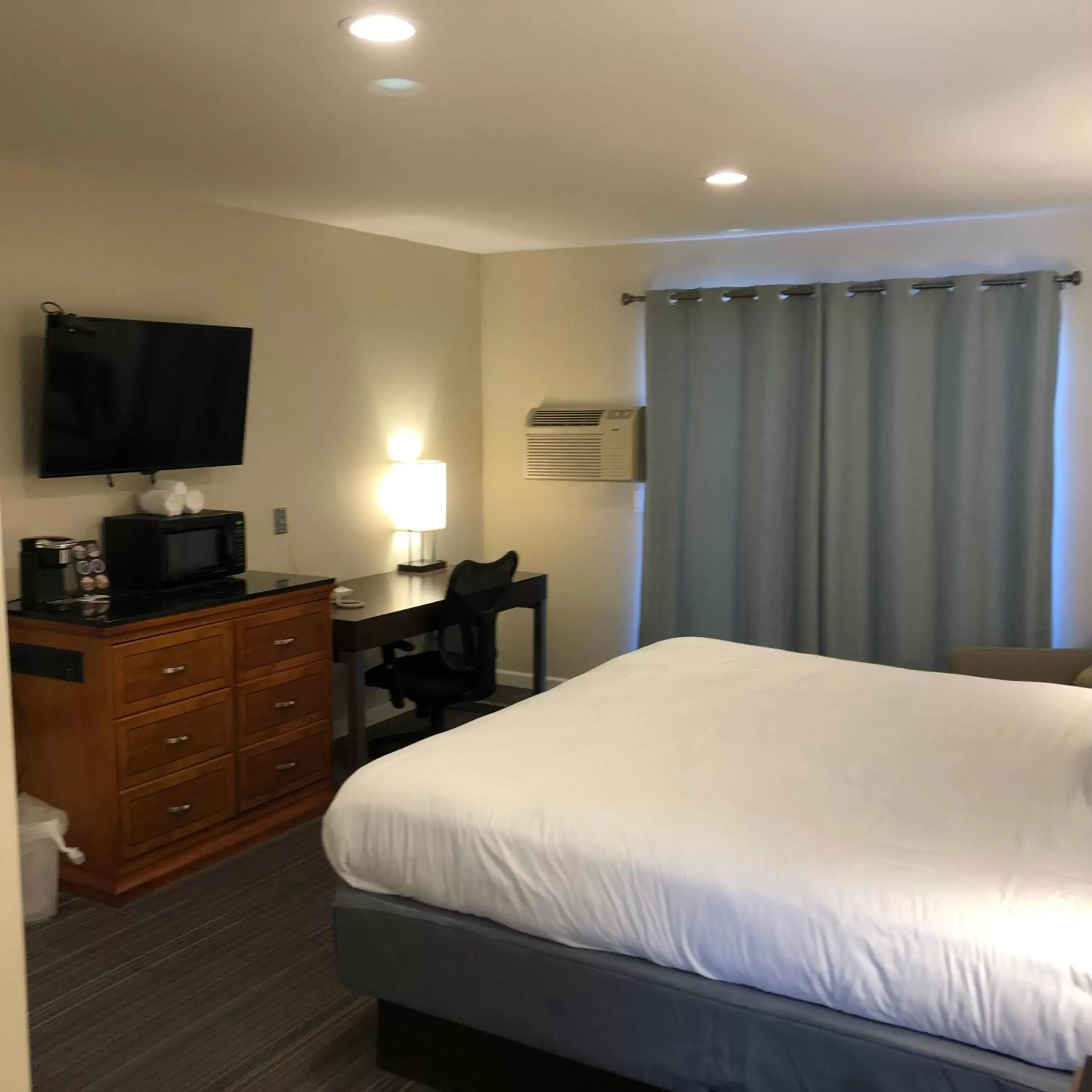 Bed in Moonlight Beach Motel Bed in Moonlight Beach Motel