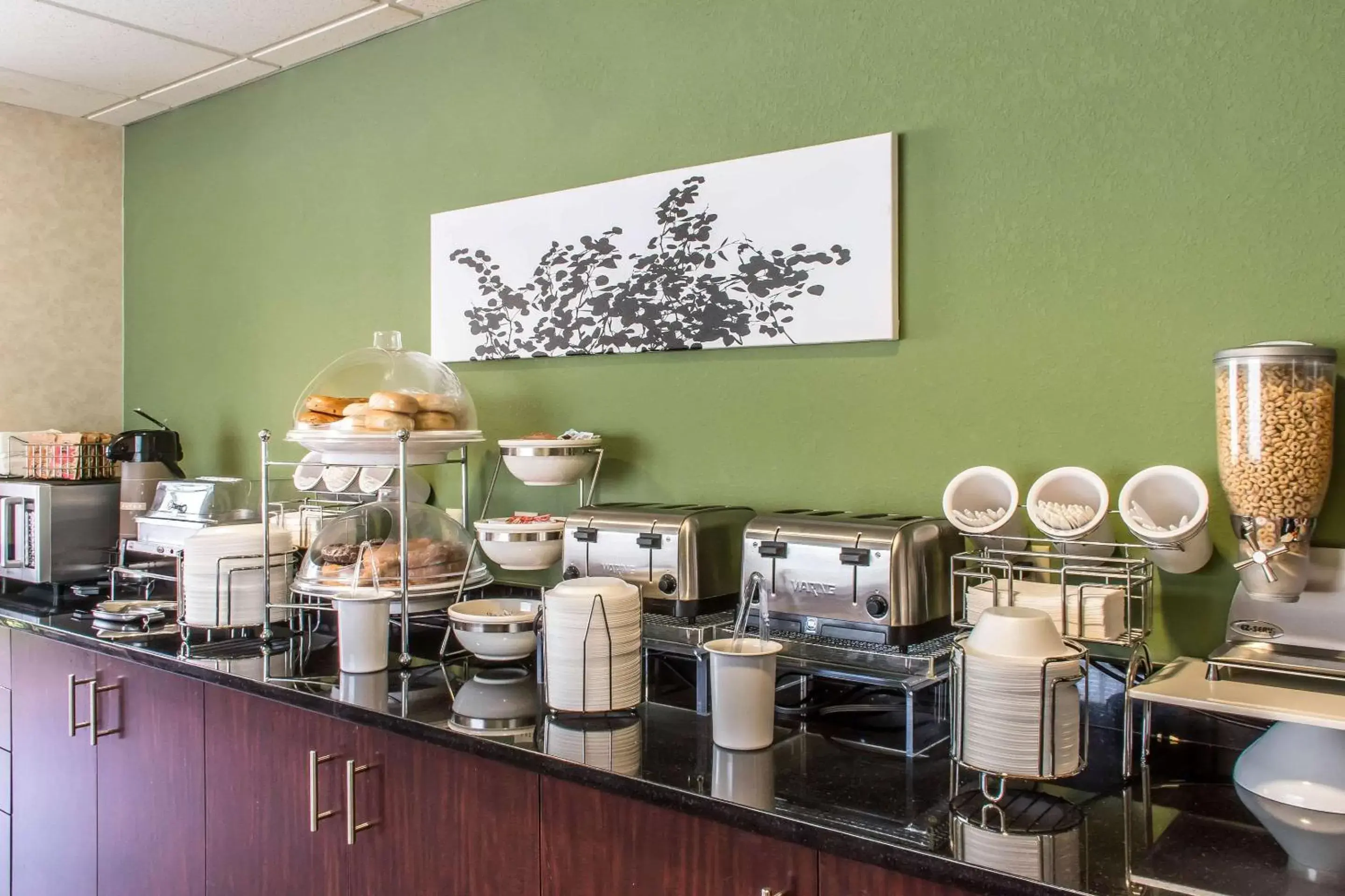 Restaurant/places to eat in Sleep Inn & Suites of Lancaster County Restaurant/places to eat in Sleep Inn & Suites of Lancaster County