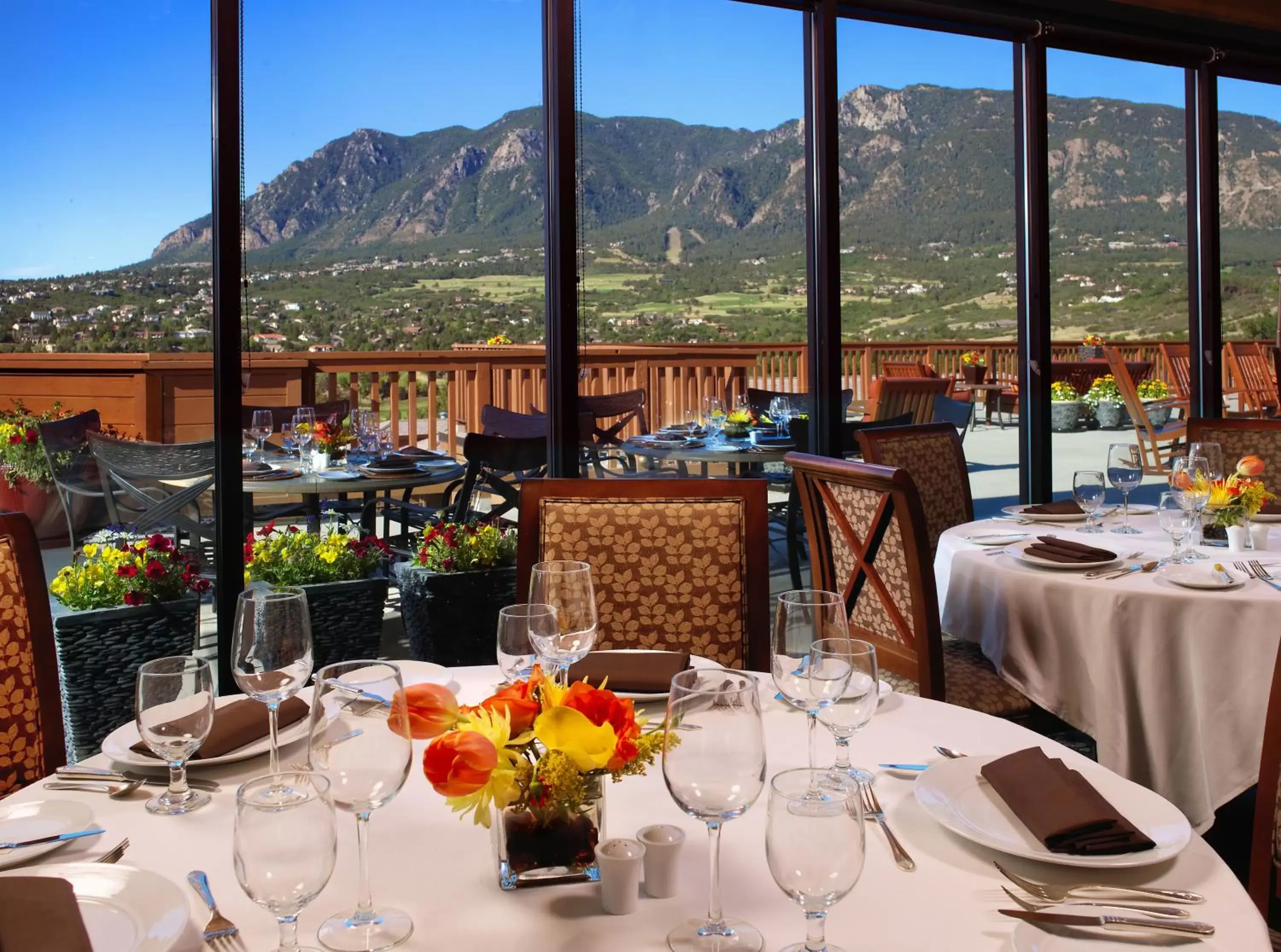 Dining area, Restaurant/Places to Eat in Cheyenne Mountain Resort, a Dolce by Wyndham