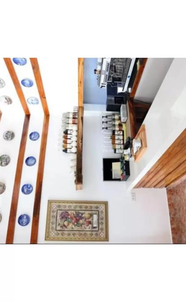 Restaurant/places to eat in CLN Boutique Hotel