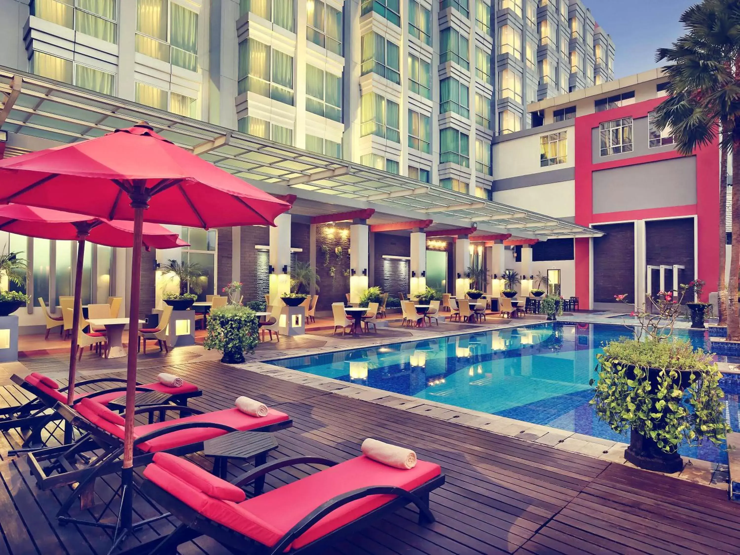 On site, Swimming Pool in Mercure Pontianak City Center