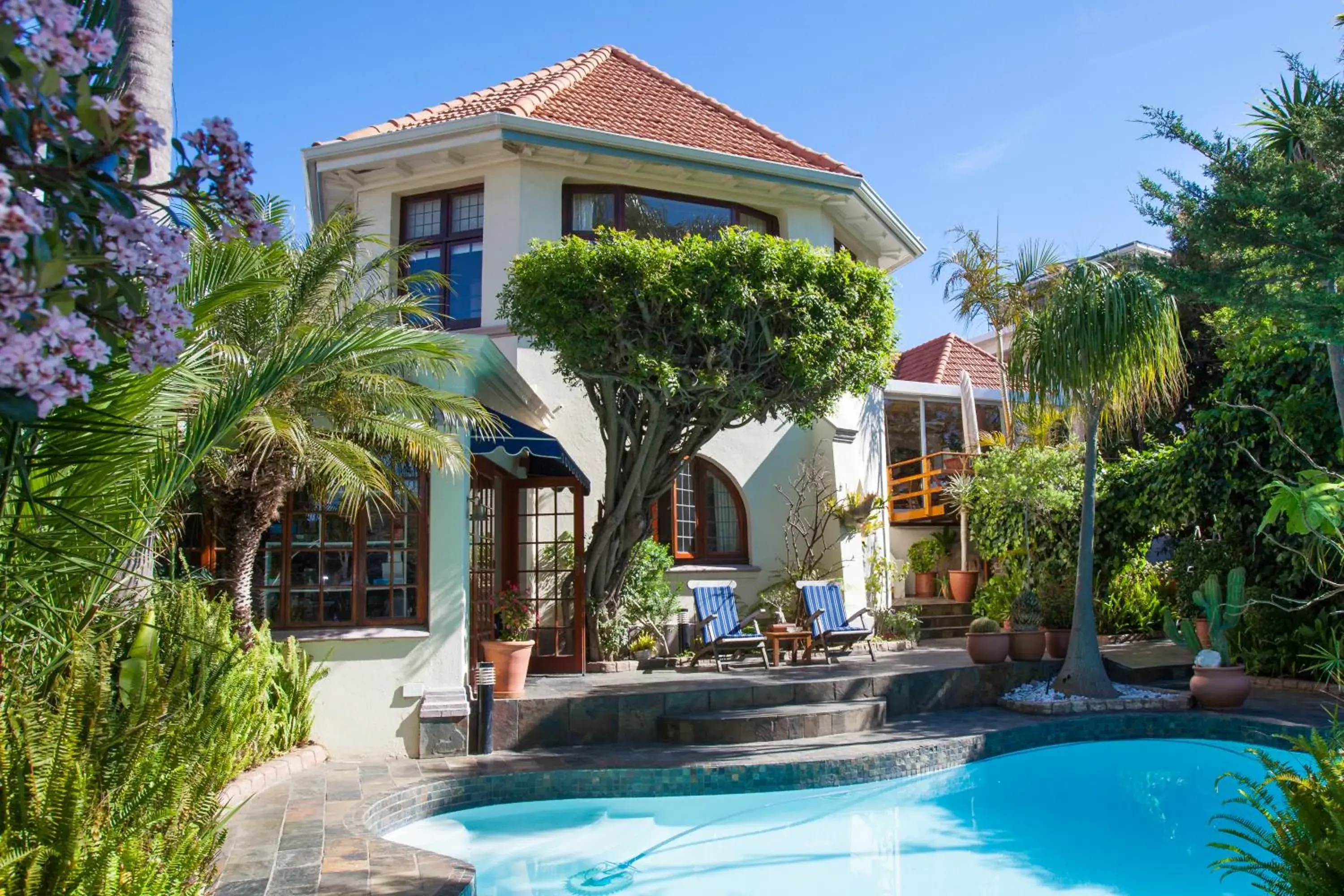 Patio, Property Building in Brenwin Guest House