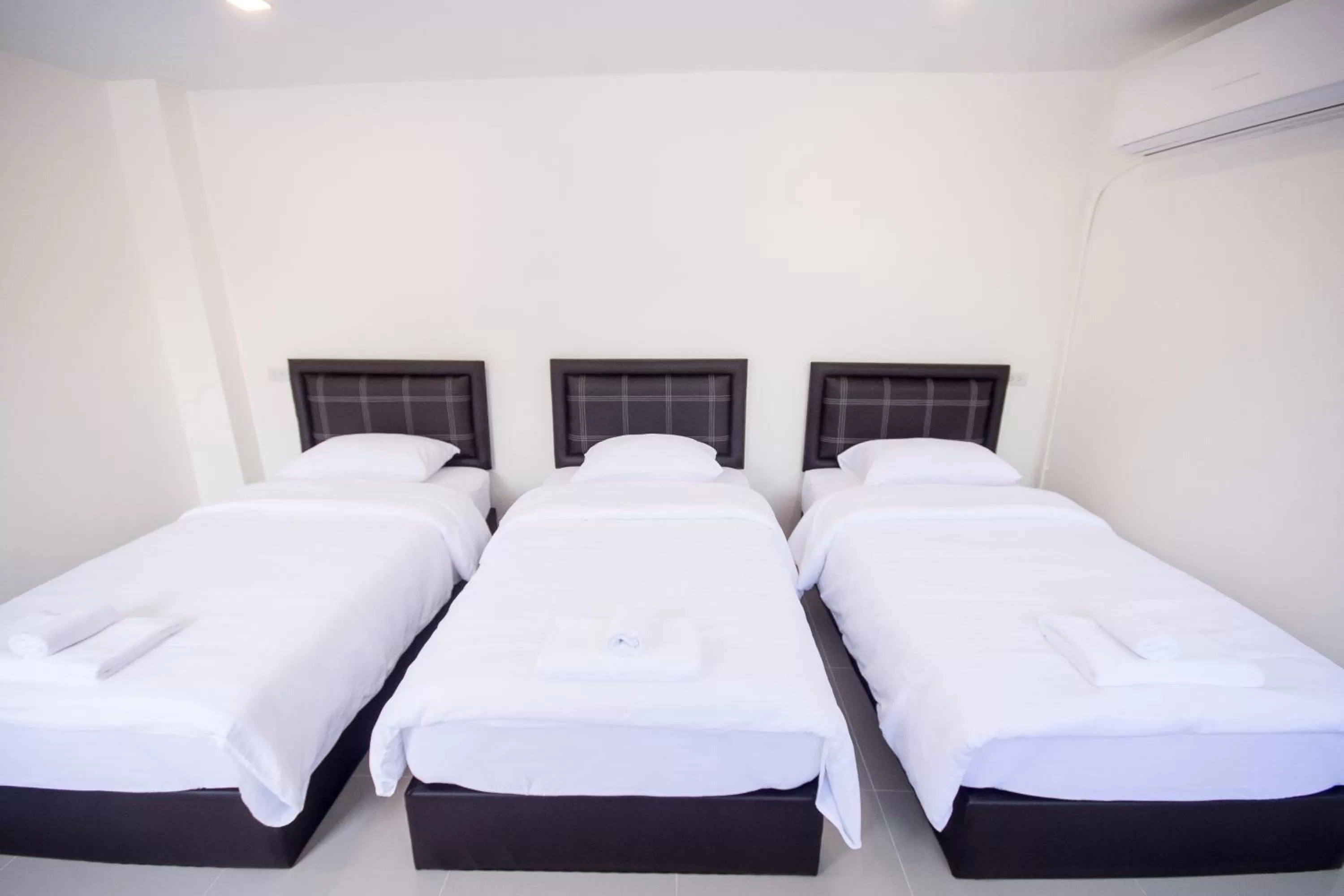 Bed in ninaguesthouse