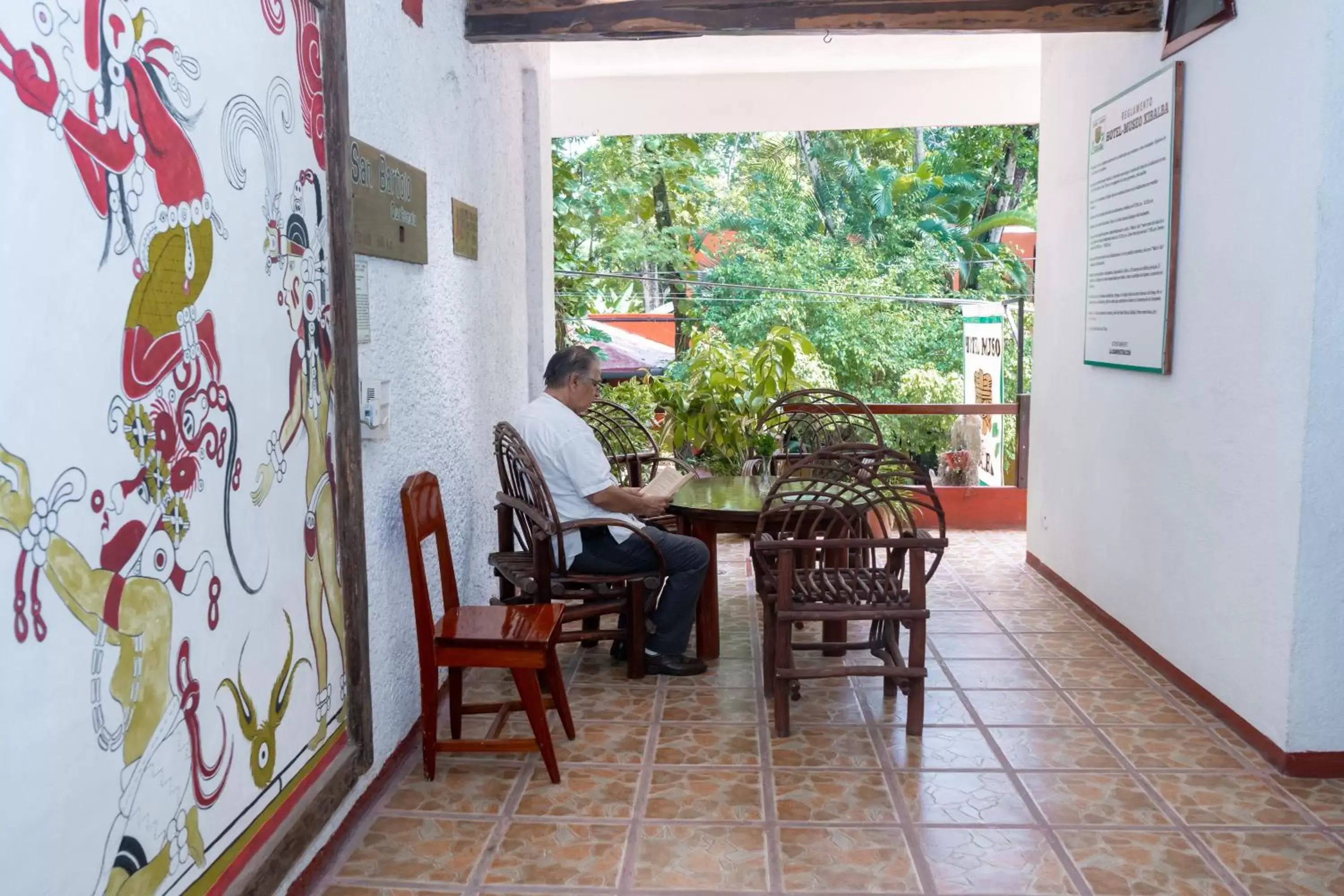 Dining Area in Hotel - Museo Xibalba