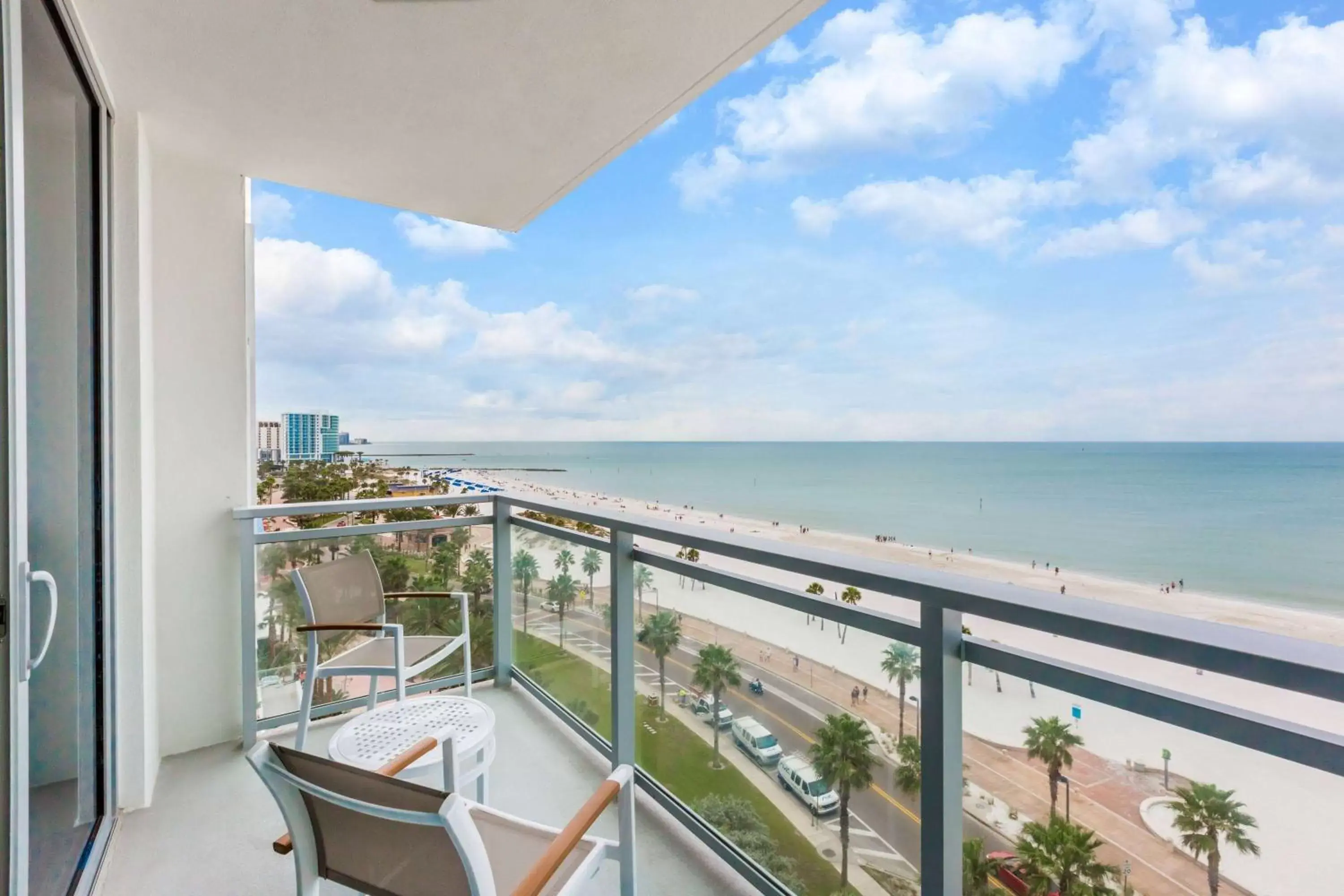 Photo of the whole room, Sea View in Wyndham Grand Clearwater Beach