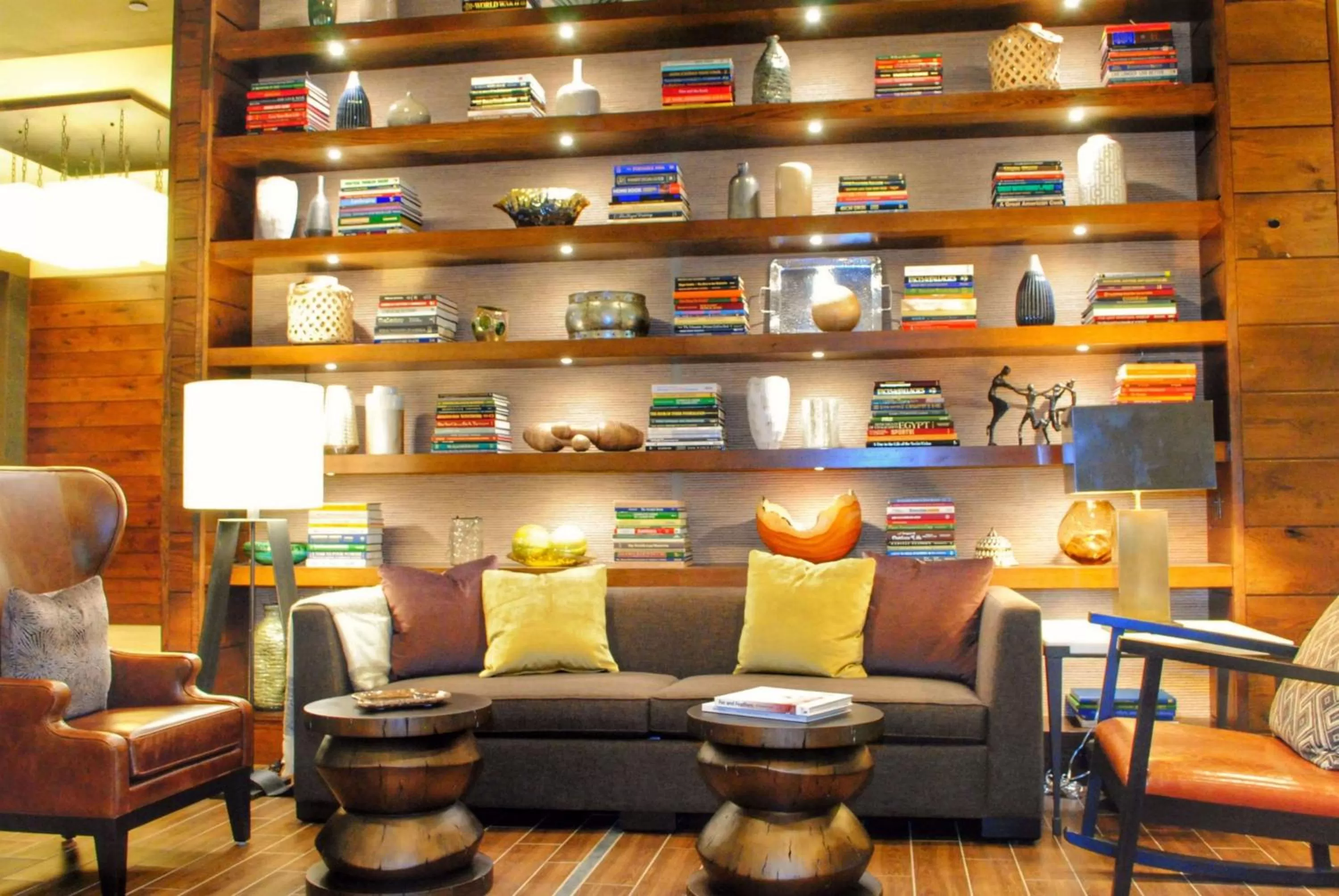 Lobby or reception in DoubleTree by Hilton Hotel Reading