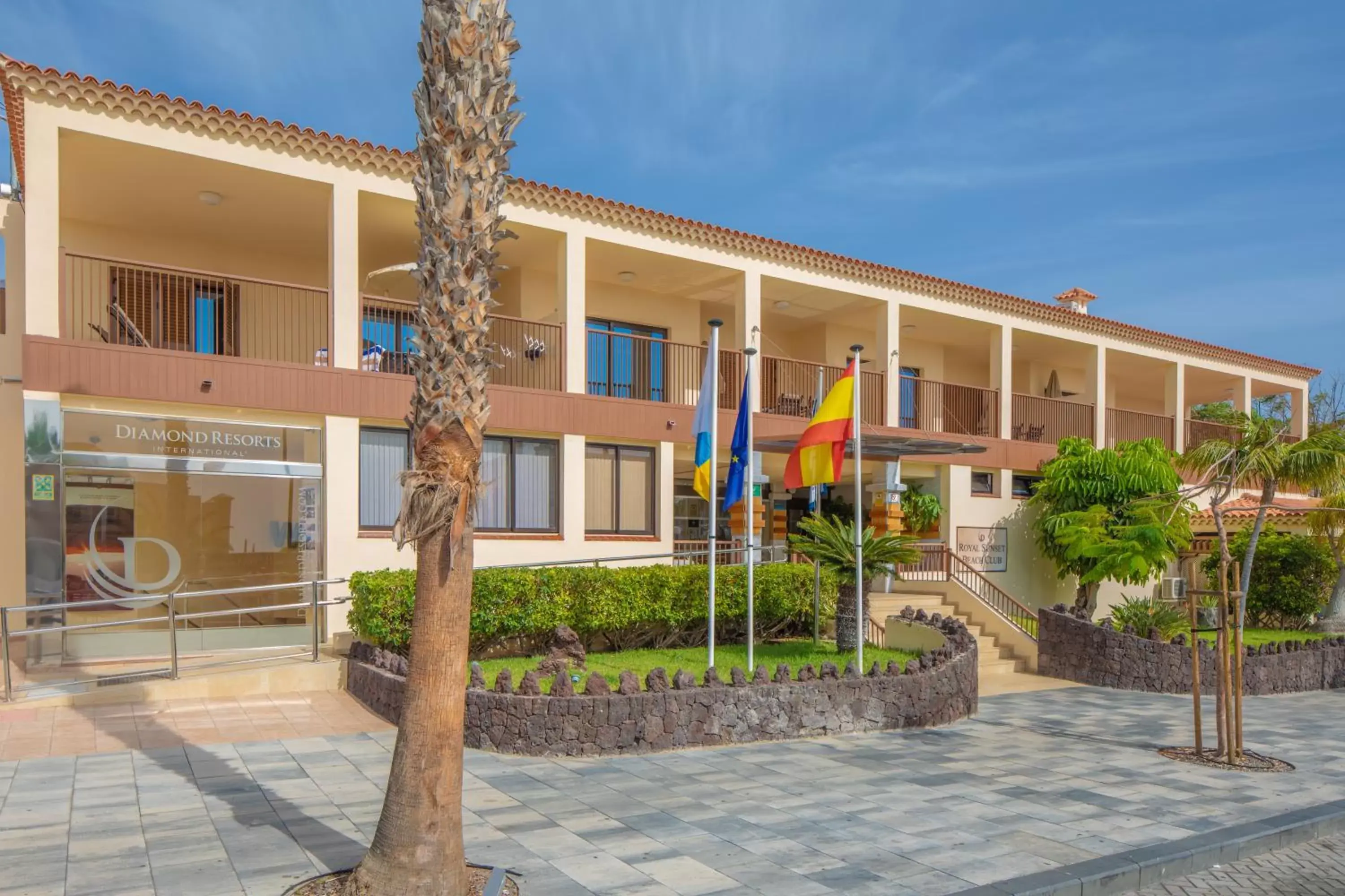 Lobby or reception, Property Building in Royal Sunset Beach Club