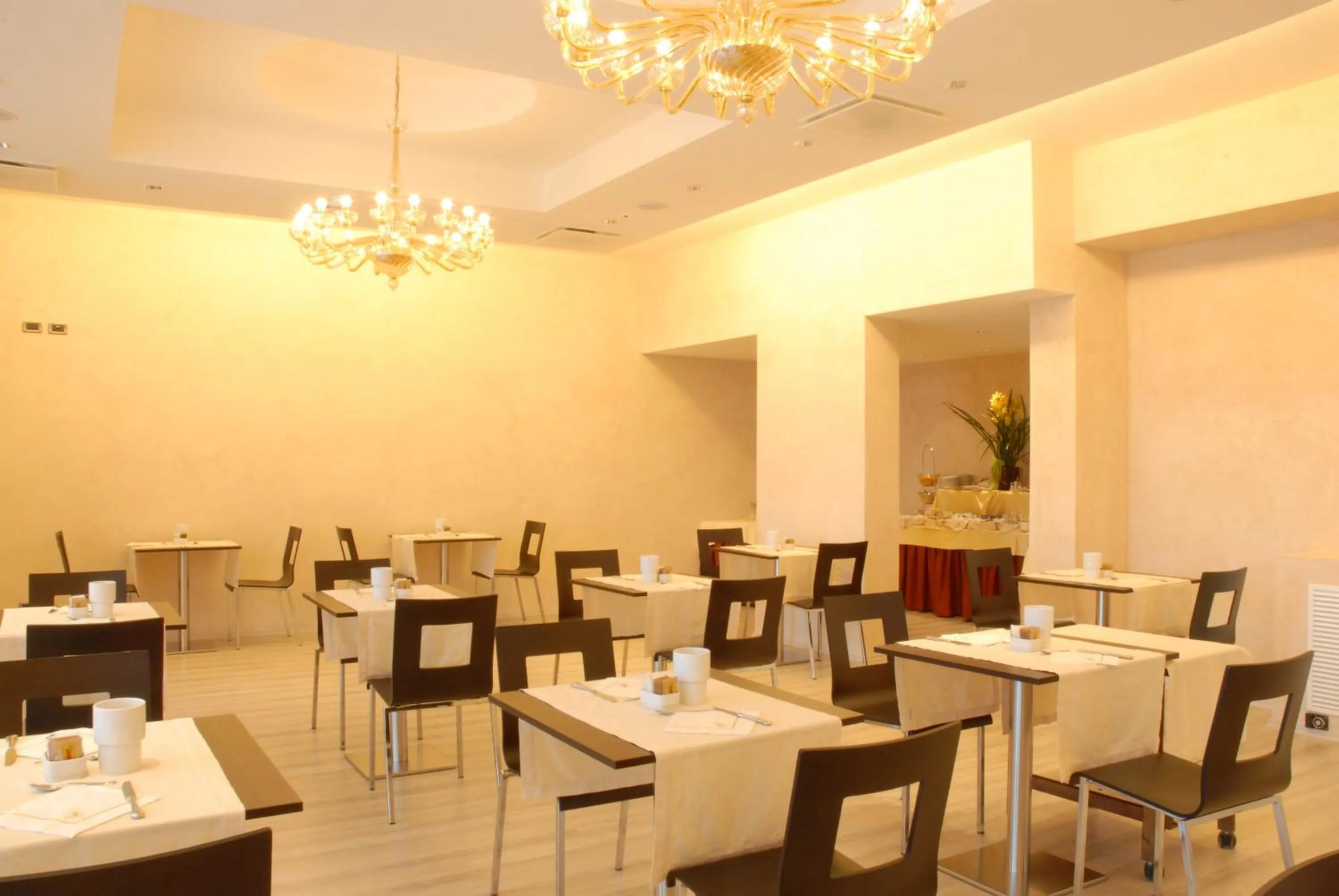 Restaurant/places to eat in San Giorgio, Sure Hotel Collection by Best Western