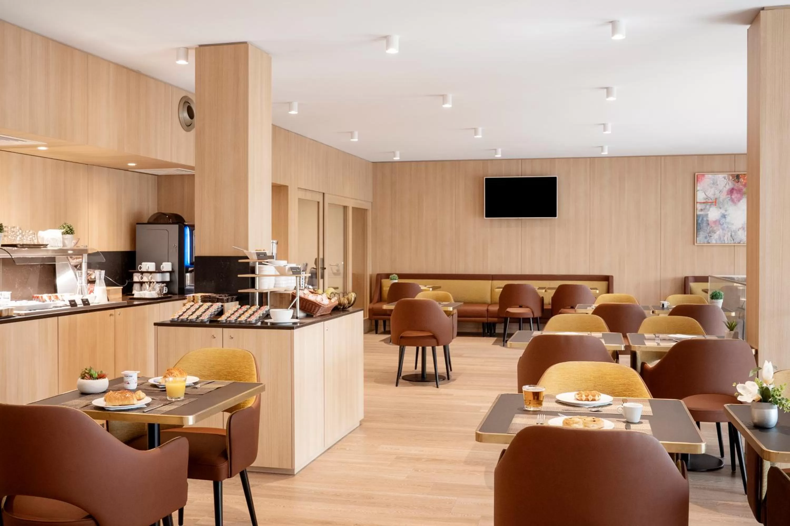 Breakfast in Residhome Luxembourg Esch-Belval