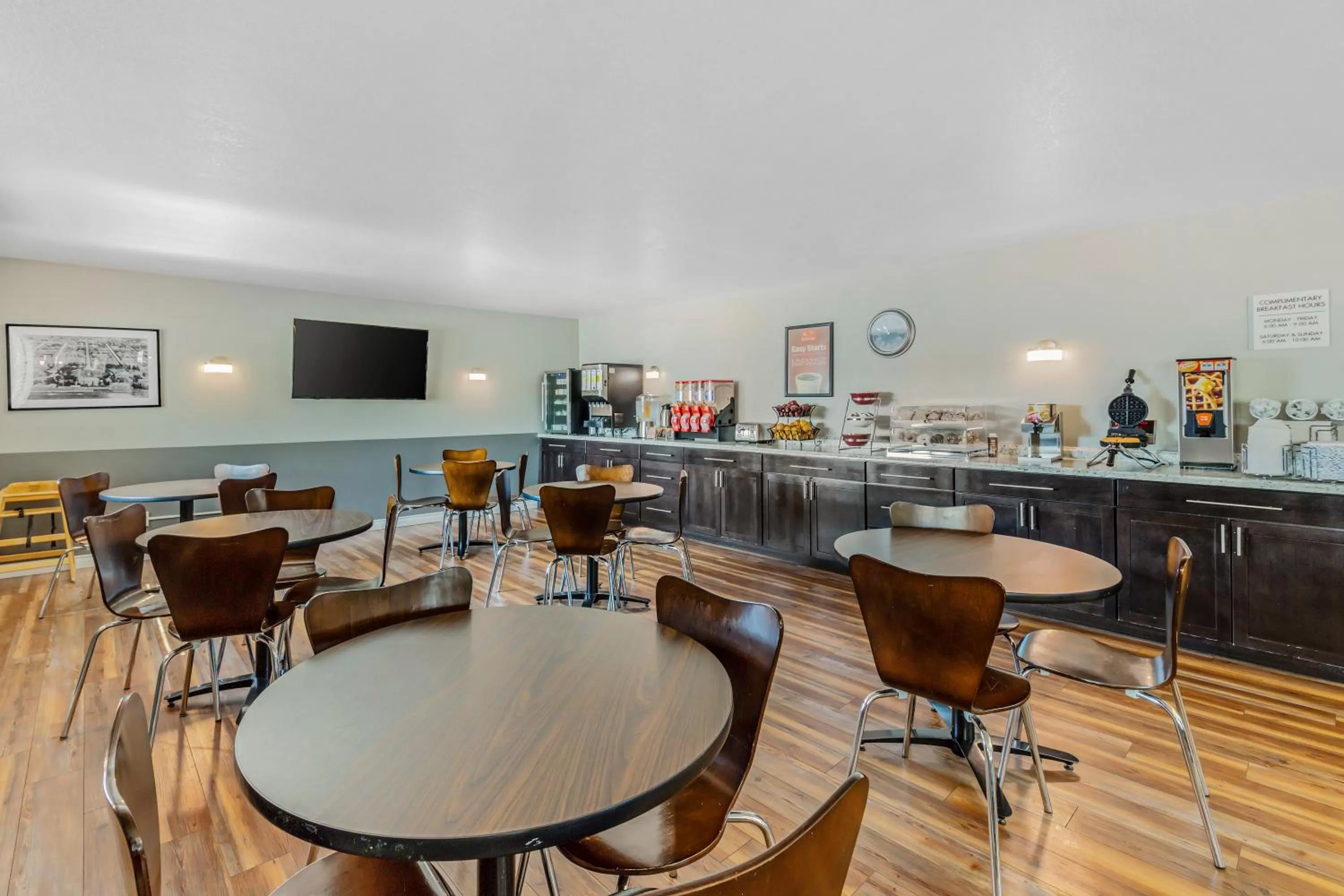 Breakfast in Baymont by Wyndham Missoula