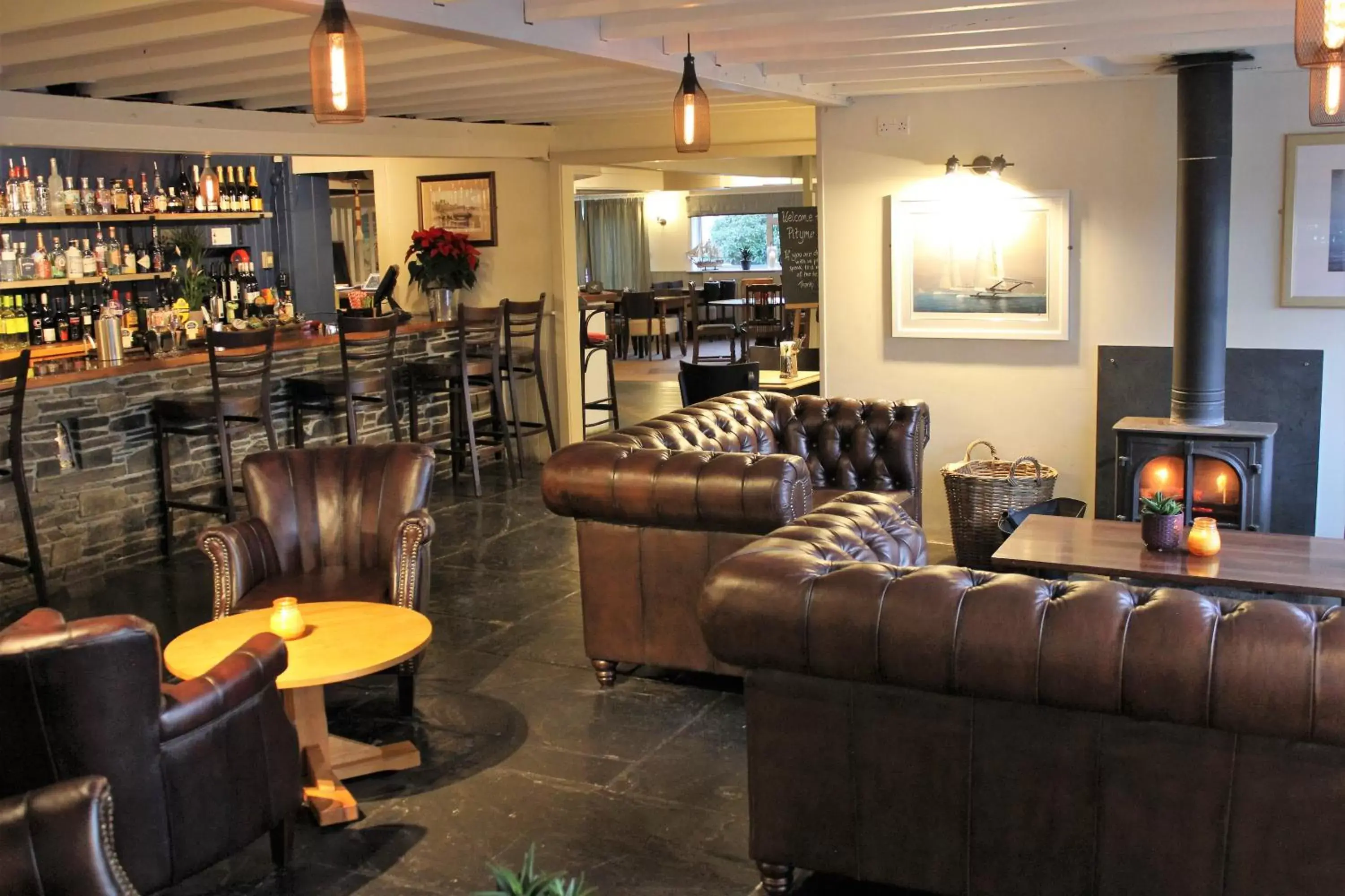 Lounge/Bar in The Pityme Inn
