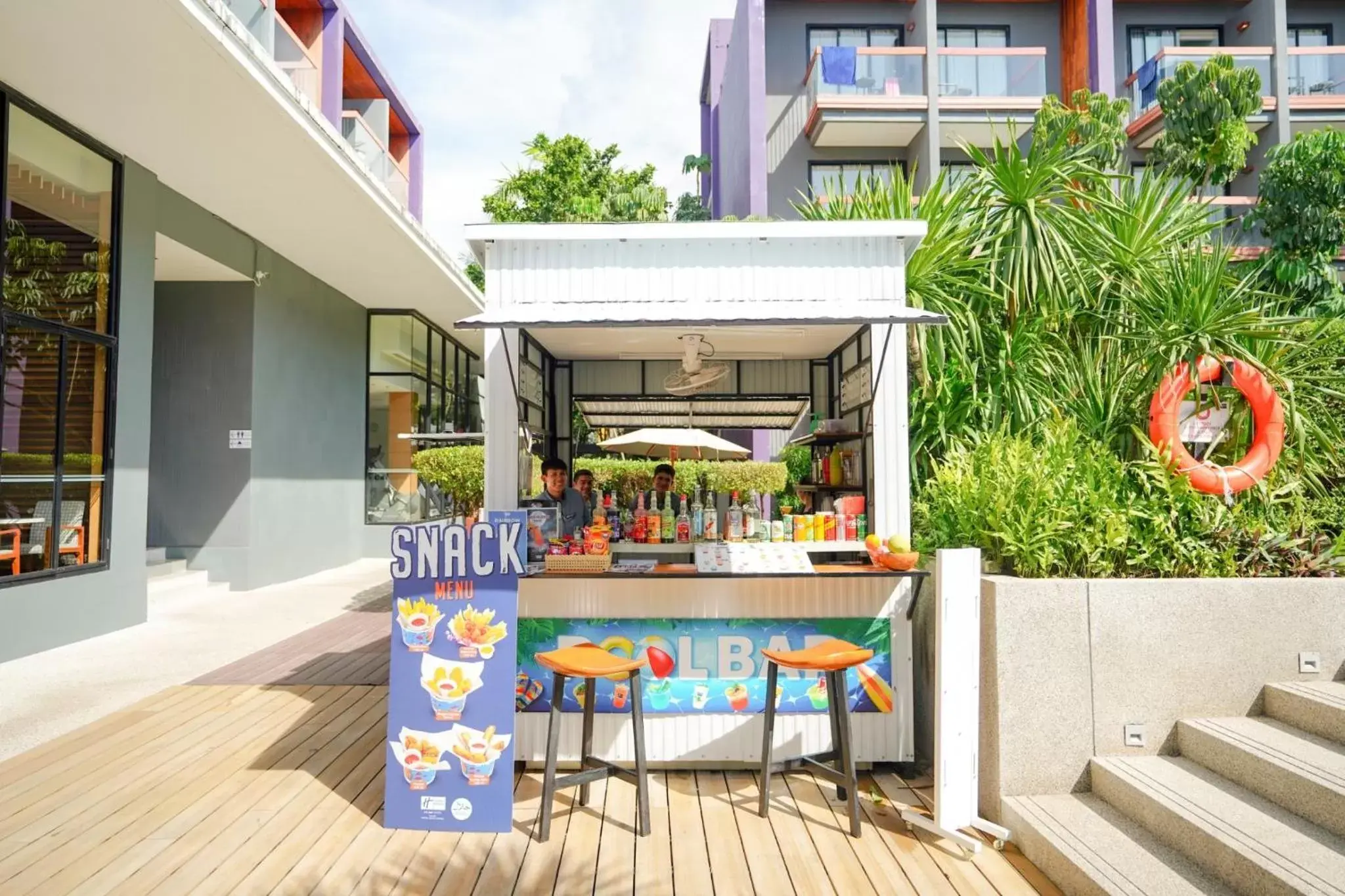 Lounge or bar in Holiday Inn Express Phuket Patong Beach Central by IHG Lounge or bar in Holiday Inn Express Phuket Patong Beach Central by IHG