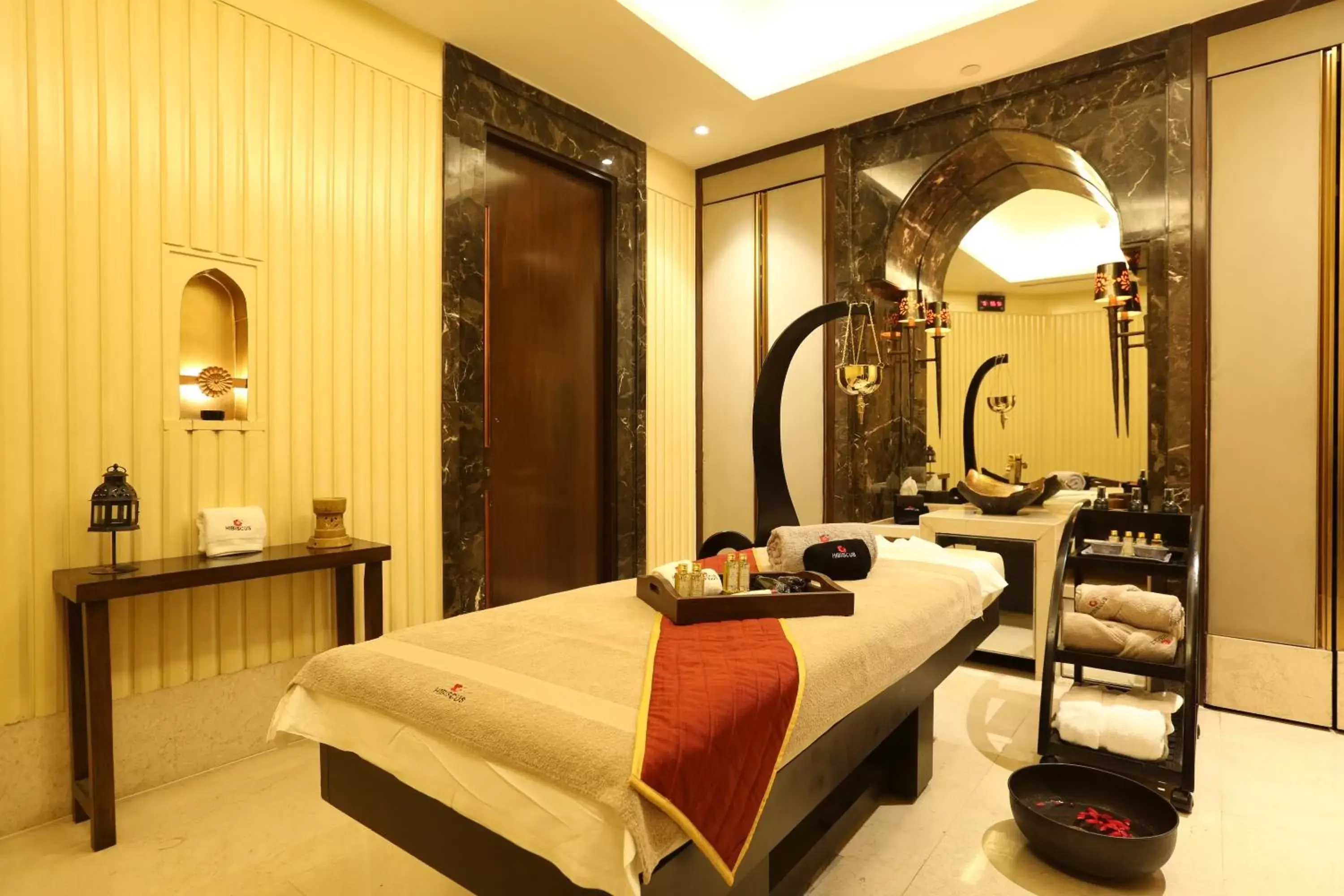 Spa and wellness centre/facilities, Spa/Wellness in Crowne Plaza New Delhi Mayur Vihar Noida