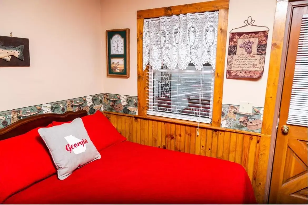 View (from property/room), Bed in Mountain Aire Cottages, Inn, & Glamping View (from property/room), Bed in Mountain Aire Cottages, Inn, & Glamping