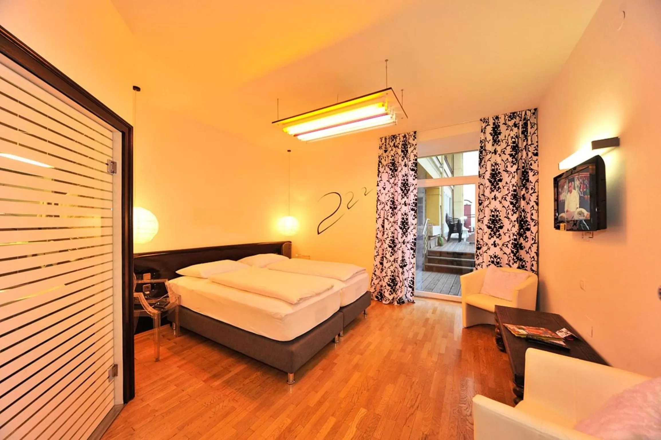 Photo of the whole room, Bed in Erlebnis Post - Stadthotel mit EigenART