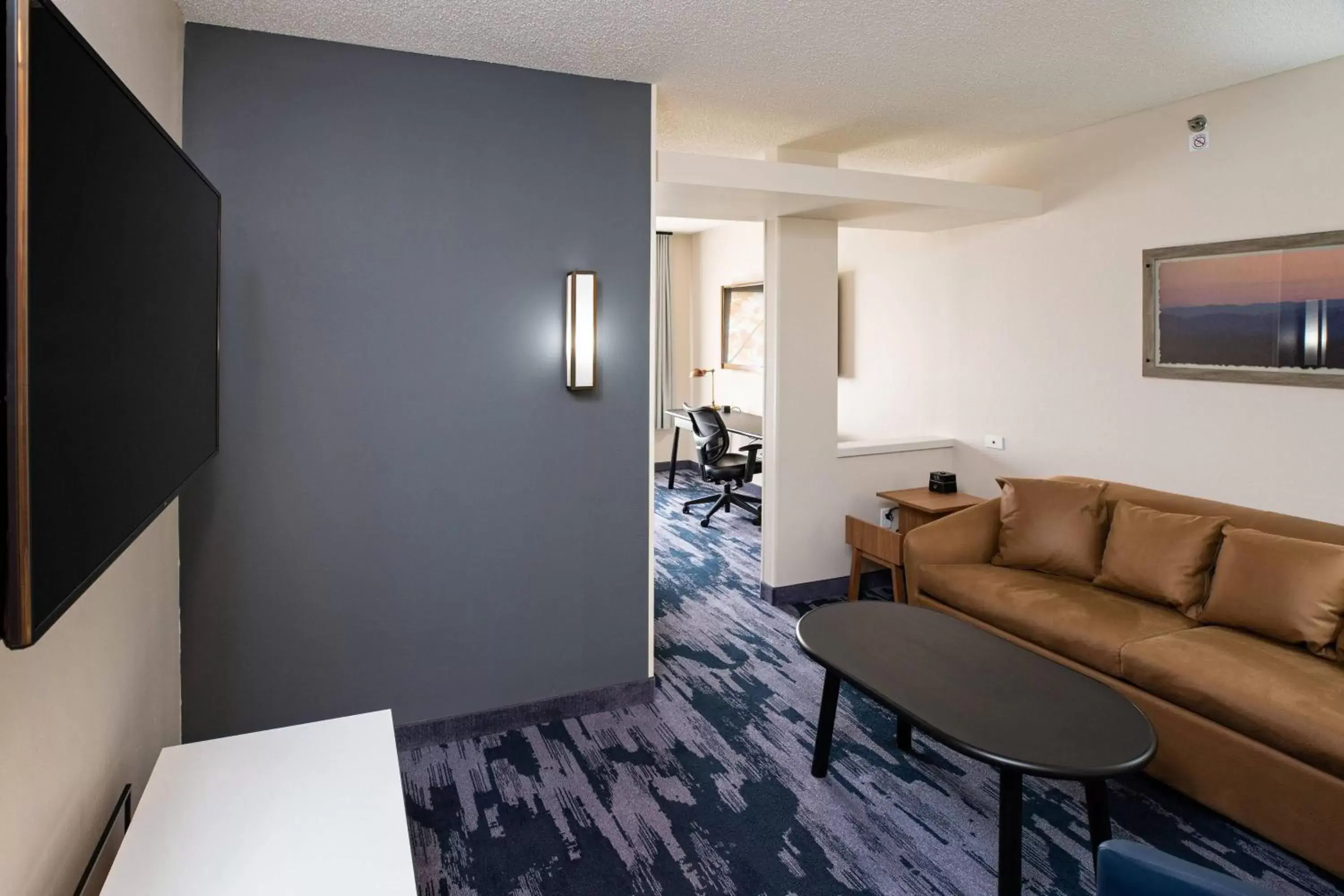 Living room, Seating Area in Fairfield Inn & Suites by Marriott Elizabethtown