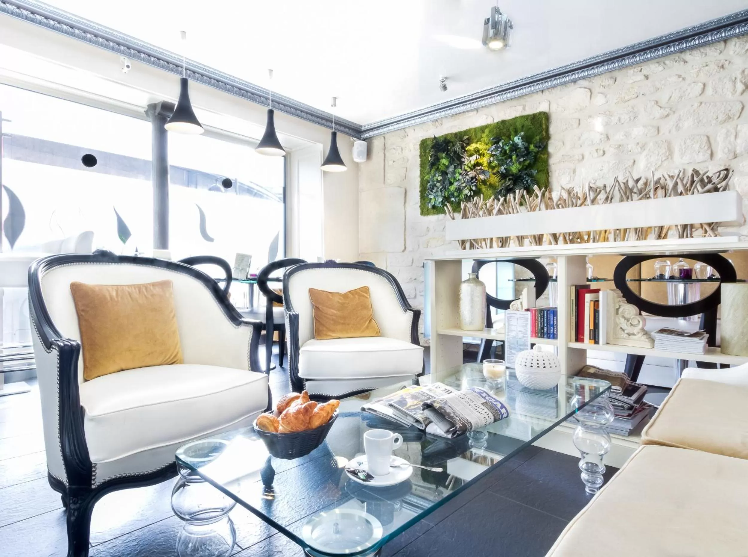 Lounge or bar in Eiffel Trocadéro