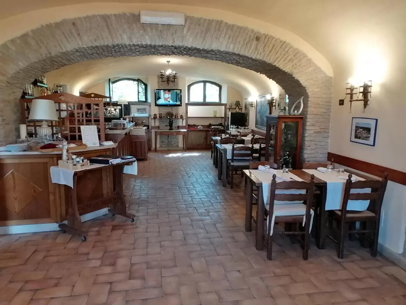 Restaurant/places to eat in Relais Castrum Boccea Restaurant/places to eat in Relais Castrum Boccea