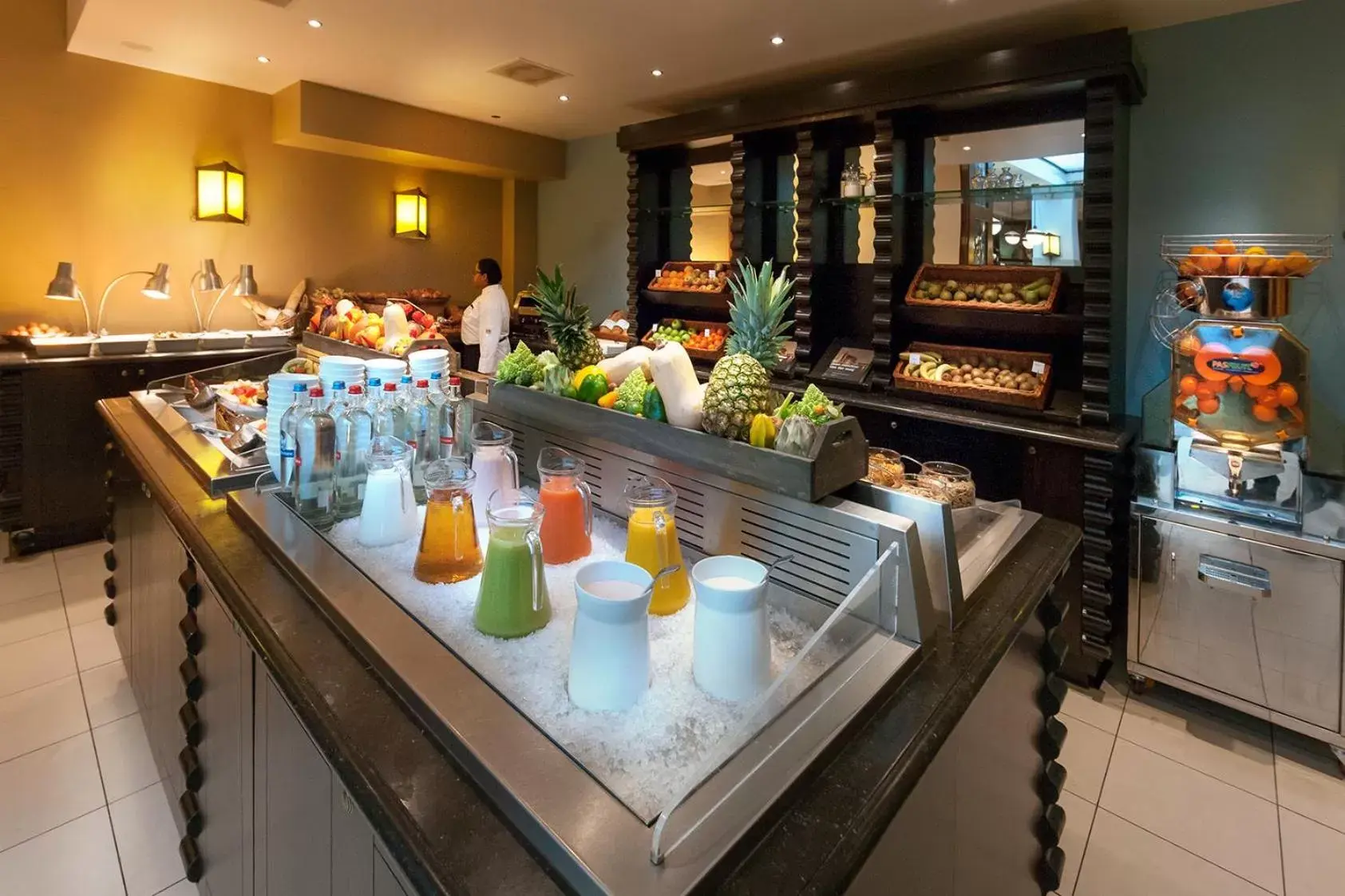 Buffet breakfast, Restaurant/Places to Eat in Grand Hotel Amrâth Amsterdam