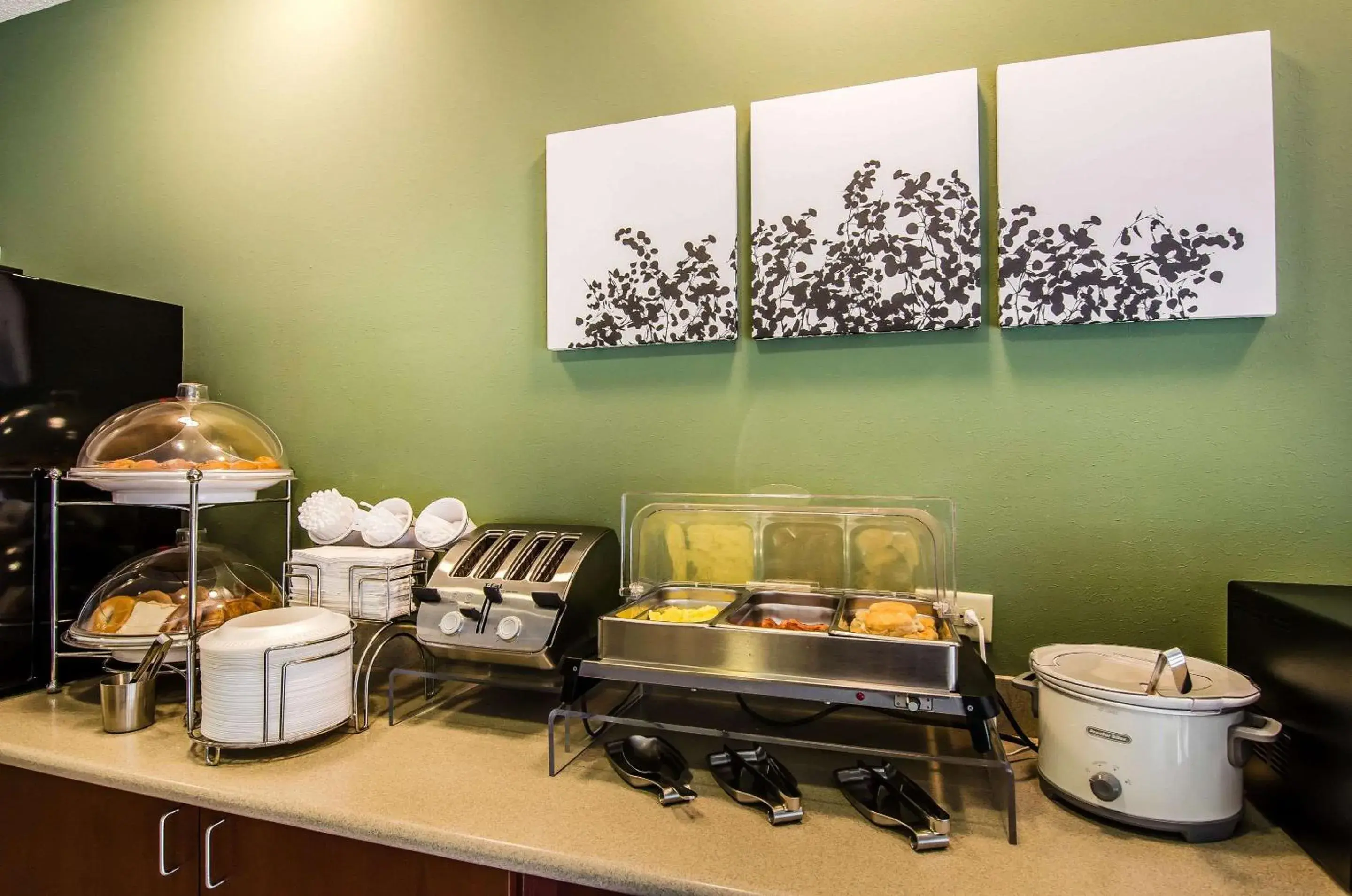 Restaurant/places to eat, Food in Sleep Inn & Suites Danville