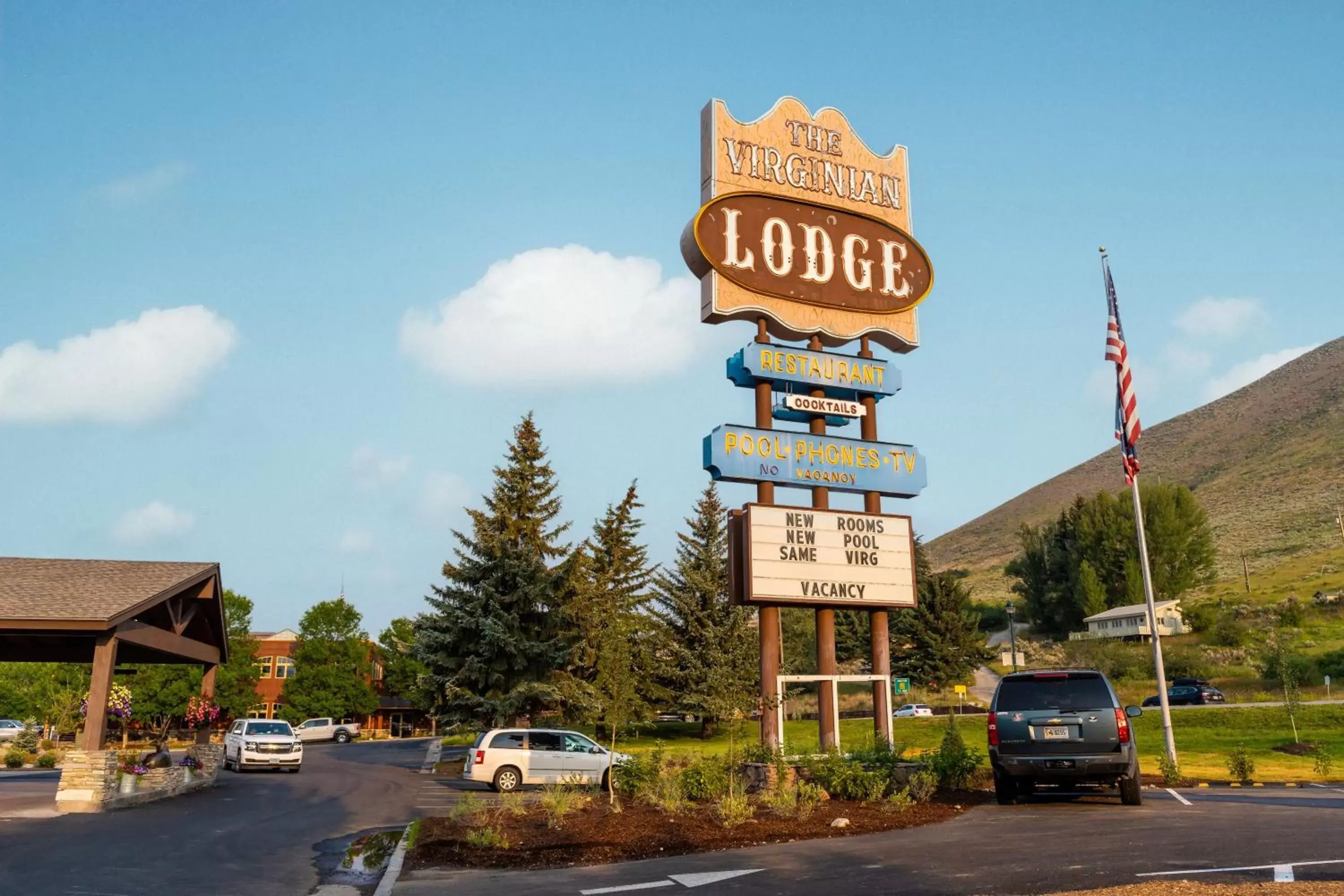 Property Building in The Virginian Lodge