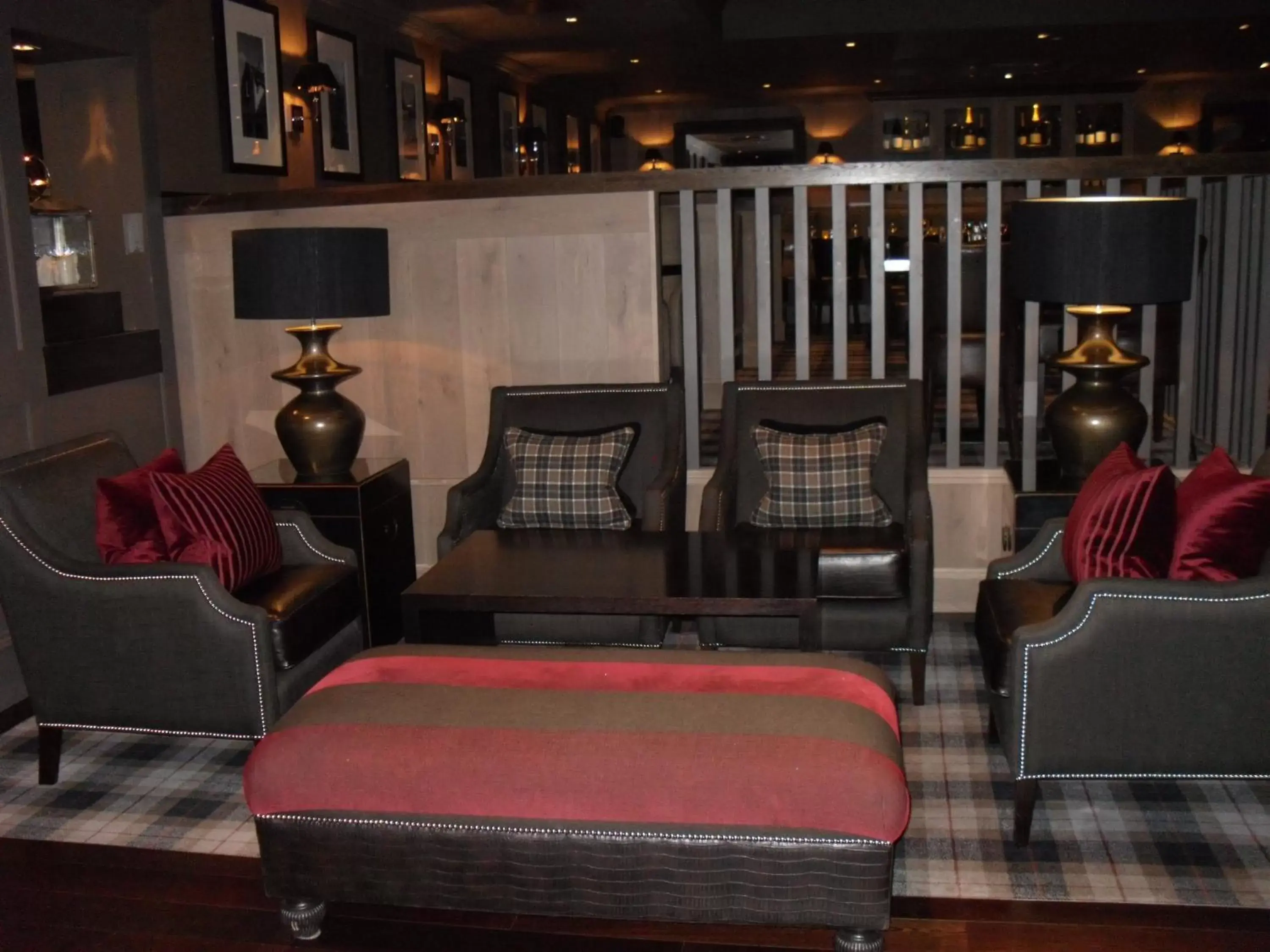 Lounge or bar, Seating Area in Best Western Eglinton Arms Hotel