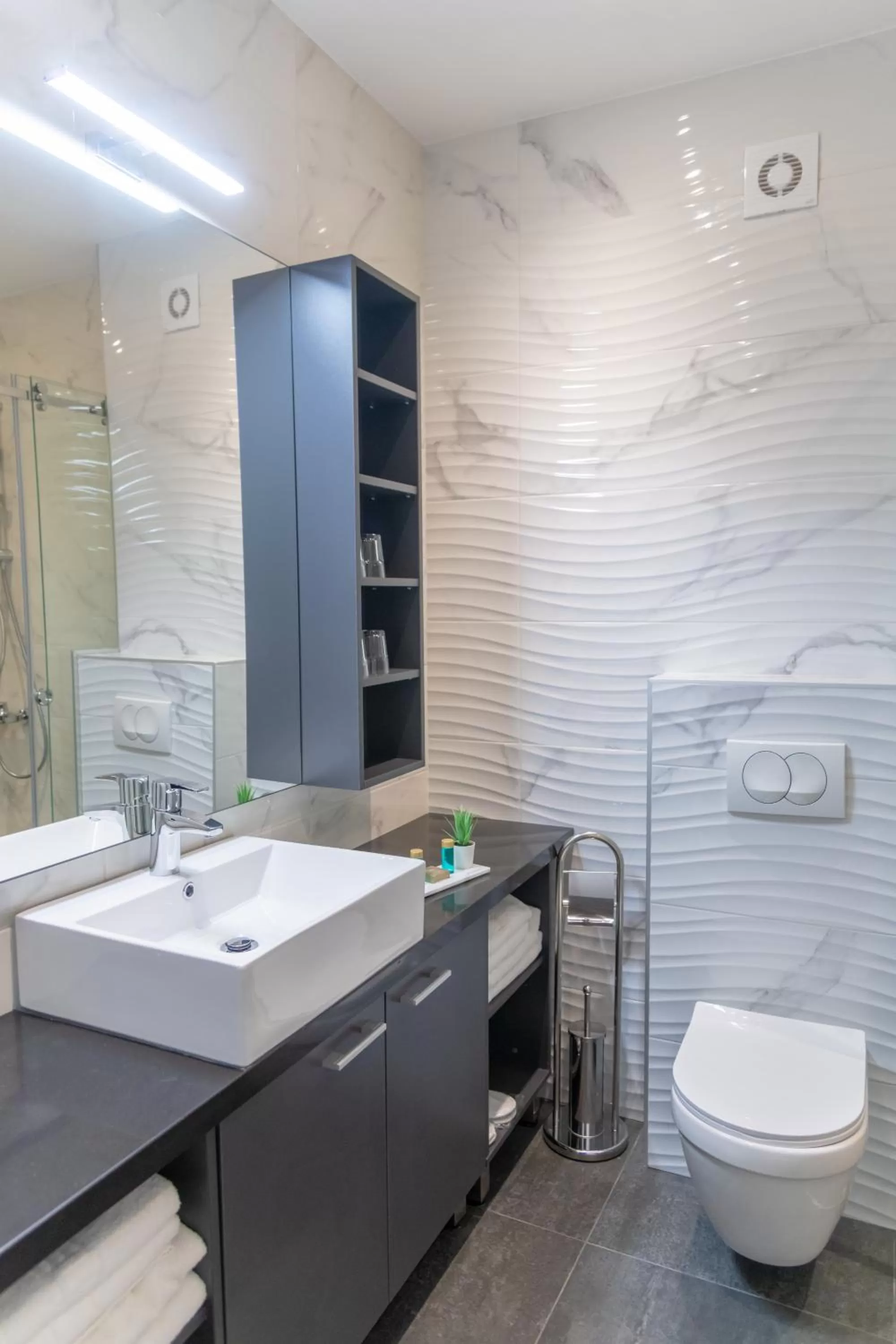 Bathroom in Apart Hotel Maksimum